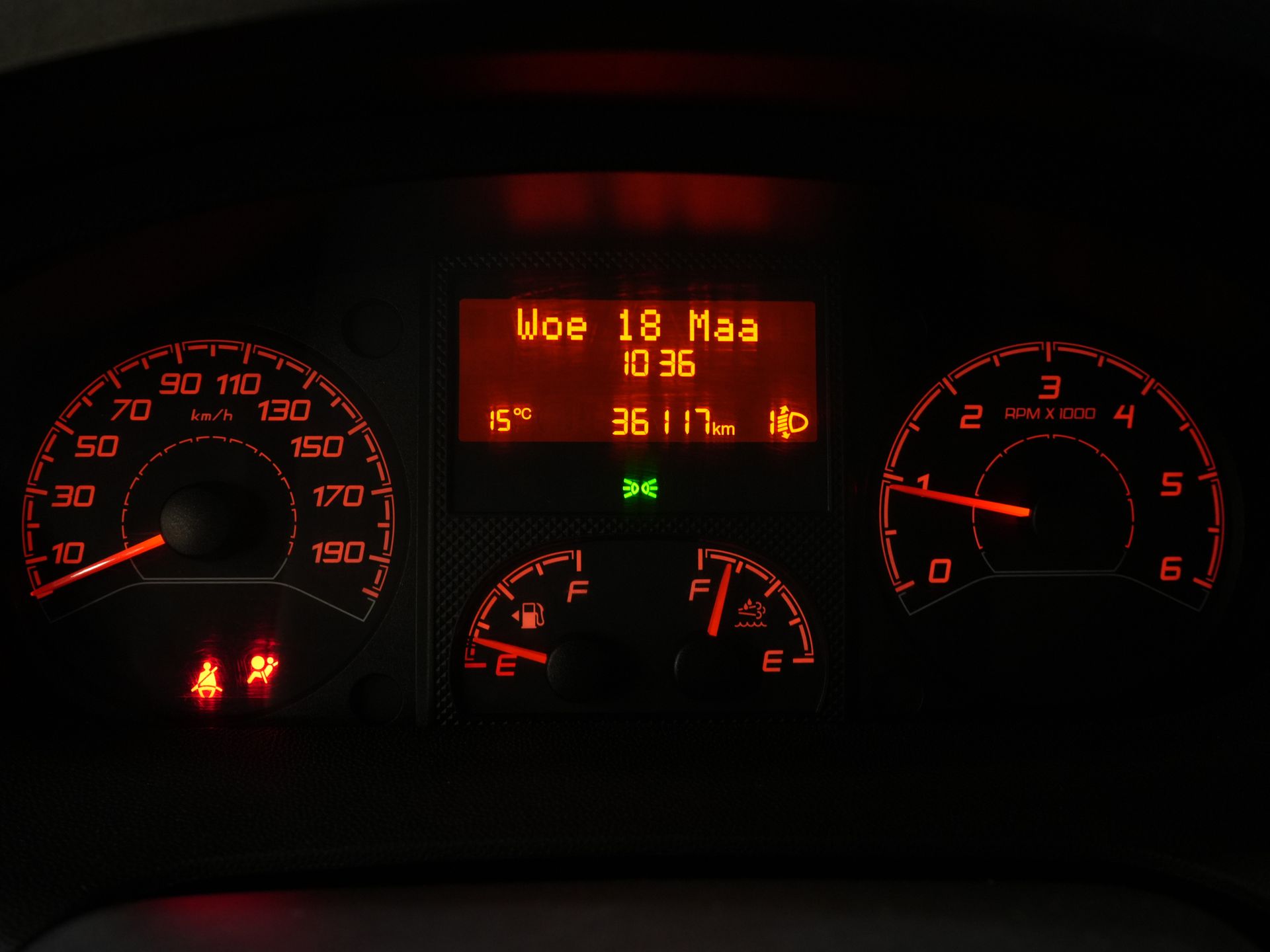 Citroën Jumper Bestelbus 2.2 HDI 120 pk L2H2 Carplay/ Navi/ Climate/ Cruise/ Camera/ PDC/ DAB 19