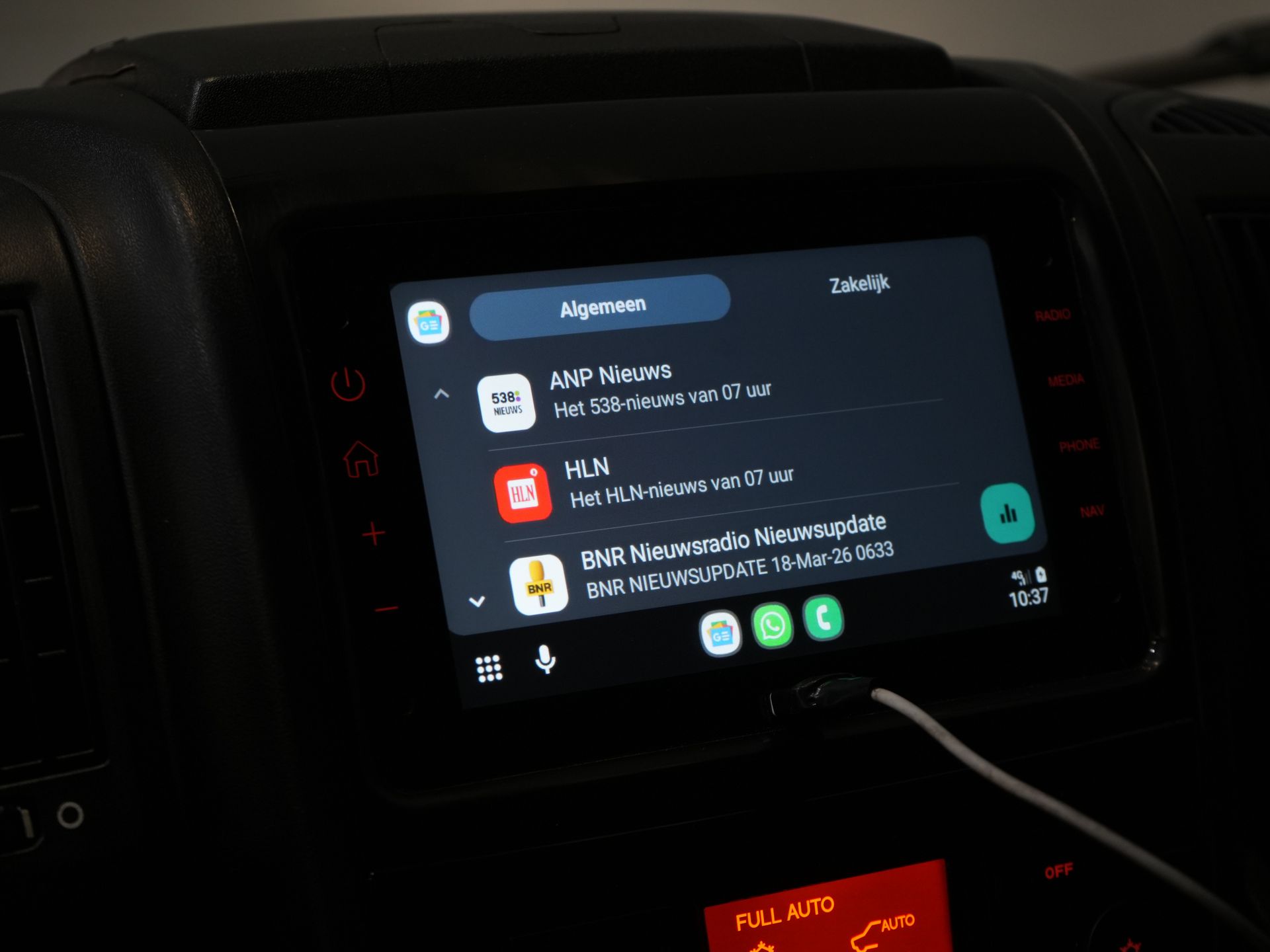Citroën Jumper Bestelbus 2.2 HDI 120 pk L2H2 Carplay/ Navi/ Climate/ Cruise/ Camera/ PDC/ DAB 23