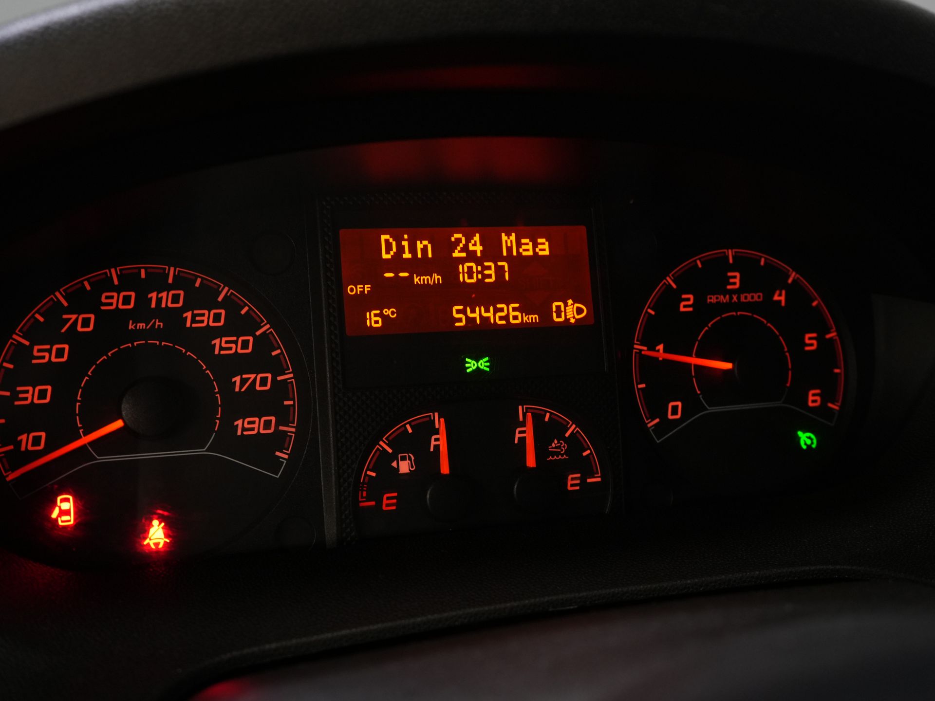 Citroën Jumper Bestelbus 2.2 HDI L2H2 Carplay/ Navi/ Climate/ Cruise/ Camera/ PDC/ DAB 19