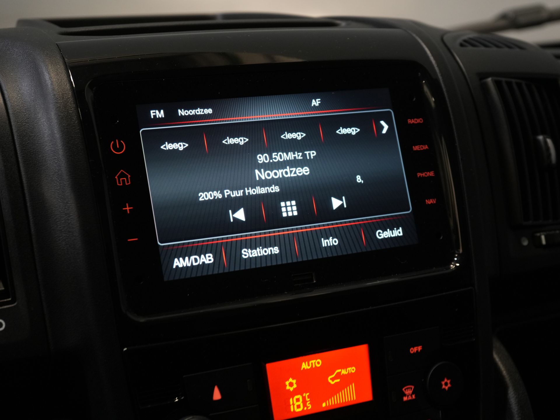 Opel Movano Bestelbus 2.2 120 pk L2 Carplay/ 270Gr.Deuren/ Climate/ Navi/ Cruise/ Camera/ PDC/ DAB 20