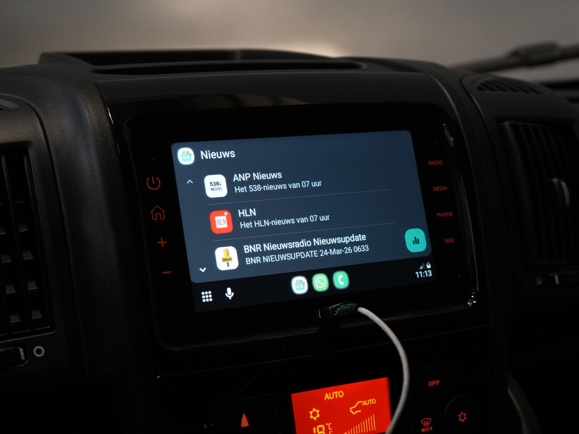 Opel Movano Bestelbus 2.2 120 pk L2 Carplay/ 270Gr.Deuren/ Climate/ Navi/ Cruise/ Camera/ PDC/ DAB 23