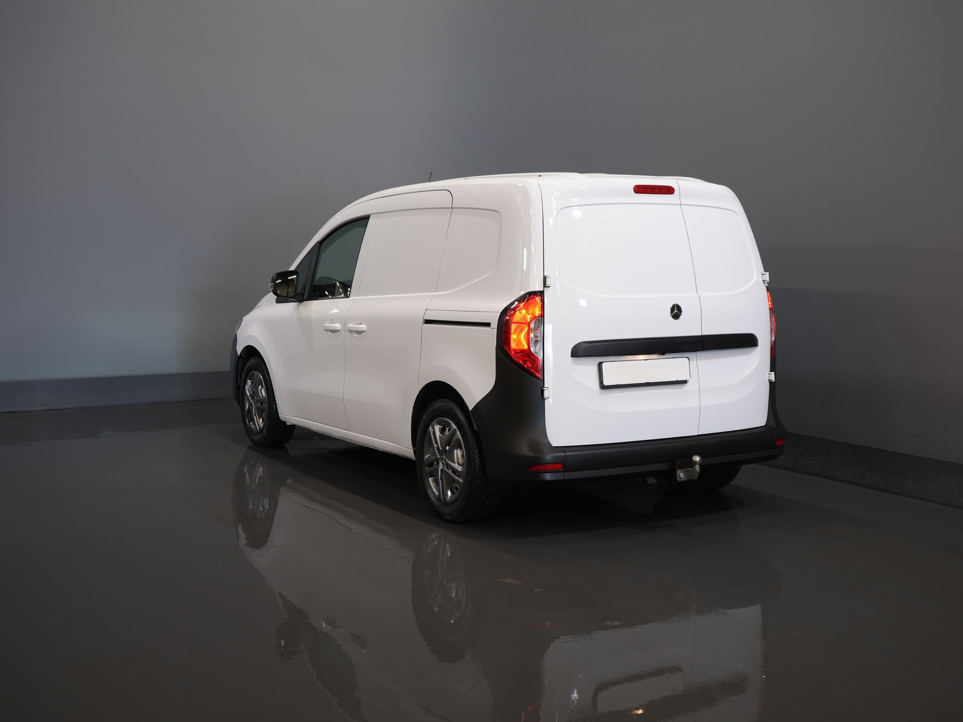 Mercedes-Benz Citan Bestelbus 110 CDI Aut. 2x schuifdeur/ Inrichting/ Stoelverw./ Carplay/ Camera/ Cruise/ Trekhaak/ Airco 1