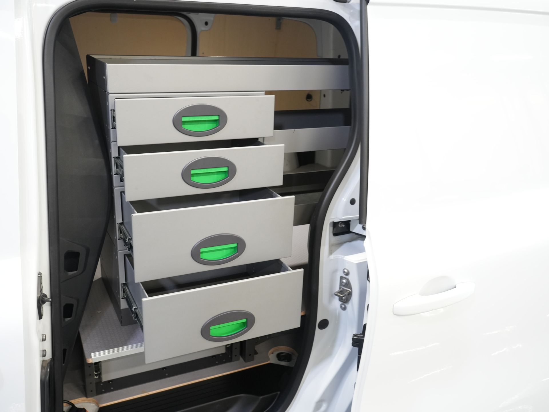 Mercedes-Benz Citan Bestelbus 110 CDI Aut. 2x schuifdeur/ Inrichting/ Stoelverw./ Carplay/ Camera/ Cruise/ Trekhaak/ Airco 17