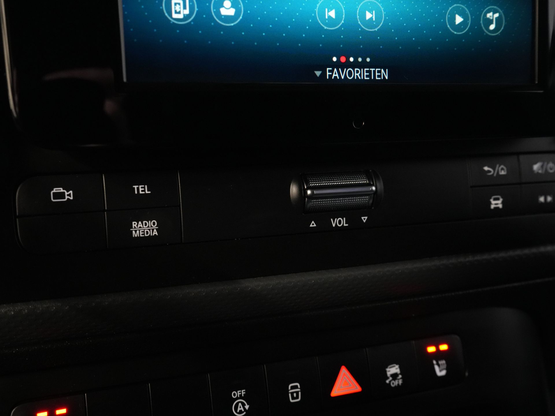 Mercedes-Benz Citan Bestelbus 110 CDI Aut. 2x schuifdeur/ Inrichting/ Stoelverw./ Carplay/ Camera/ Cruise/ Trekhaak/ Airco 25