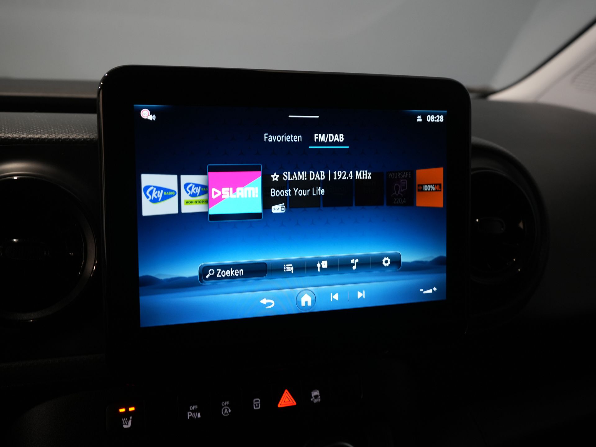 Mercedes-Benz Citan Bestelbus 110 CDI Aut. L2 3Pers./ Stoelverw./ Carplay/ Camera/ PDC/ Cruise/ Trekhaak/ Airco 22