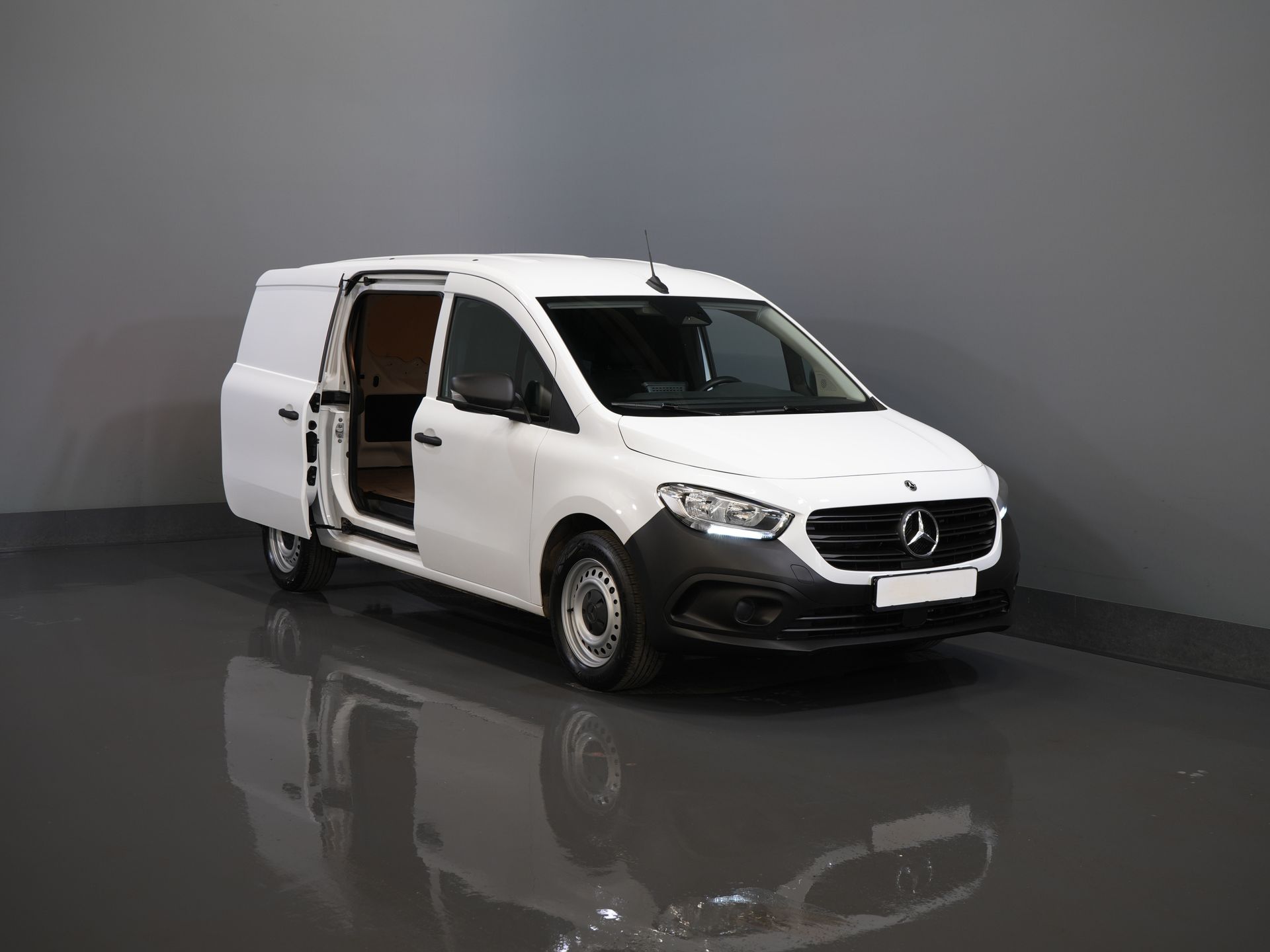 Mercedes-Benz Citan Bestelbus 110 CDI Aut. L2 3Pers./ Stoelverw./ Carplay/ Camera/ PDC/ Cruise/ Trekhaak/ Airco 8