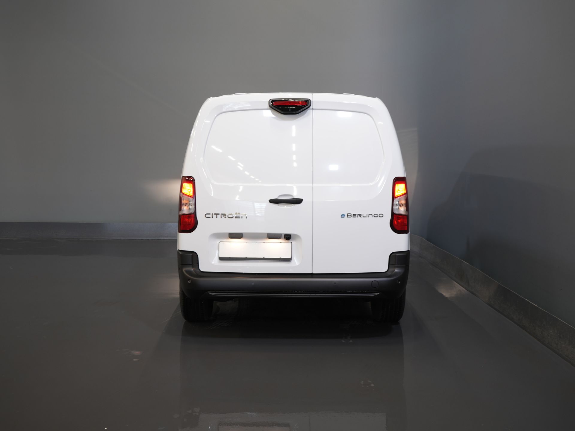 Citroën E-Berlingo Bestelbus 50 kWh 345 km WLTP L2 Carplay/ Snellader/ 3Pers./ Airco/ Navi/ Camera/ Cruise/ PDC 5