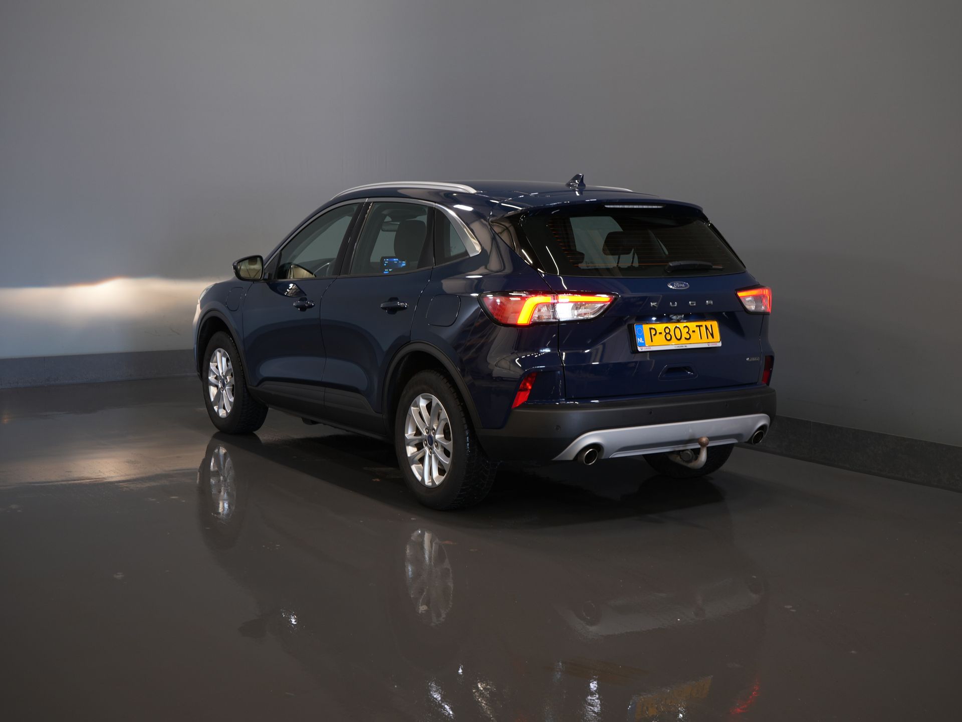 Ford Kuga SUV 2.5 PHEV 225 pk Titanium LED/ Carplay/ Virtual Cockpit/ Elek.Trekhaak/ Navi/ Camera/ PDC/ Climate/ Keyless 1