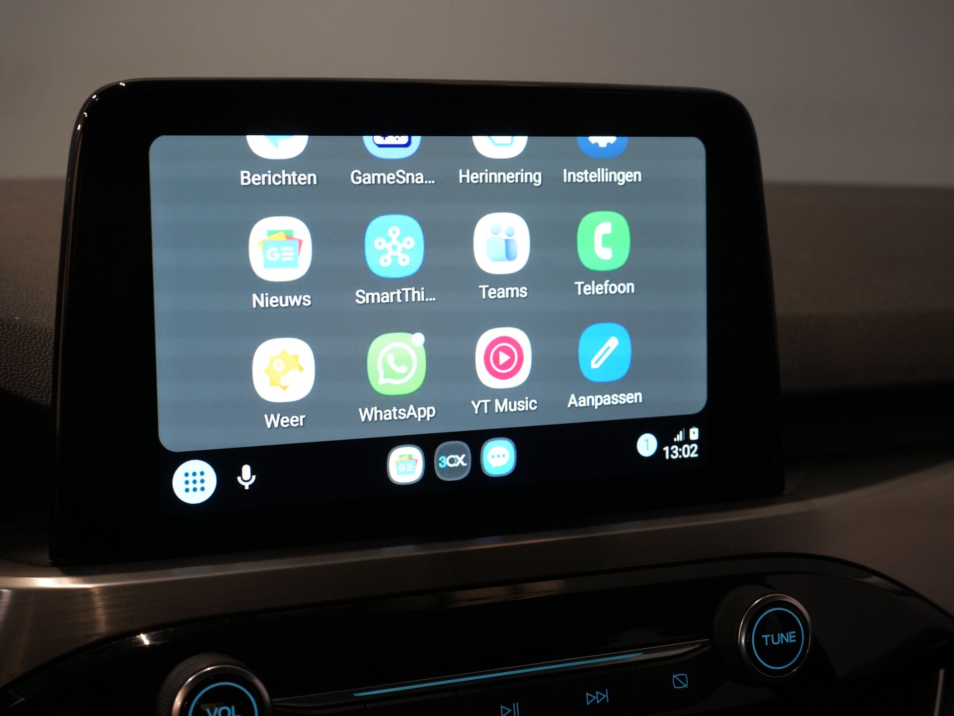 Ford Kuga SUV 2.5 PHEV 225 pk Titanium LED/ Carplay/ Virtual Cockpit/ Elek.Trekhaak/ Navi/ Camera/ PDC/ Climate/ Keyless 28