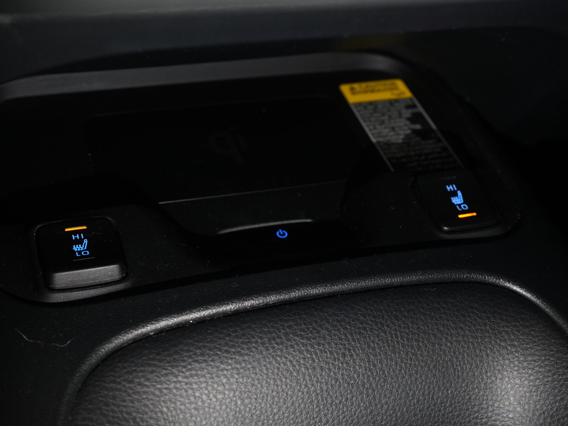 Toyota Corolla Touring Sport Stationwagon 1.8 LED/ Virtual Cockpit/ Adapt.Cruise/ Stoelverw./ Stuurverw./ Camera/ PDC/ Climate/ 17