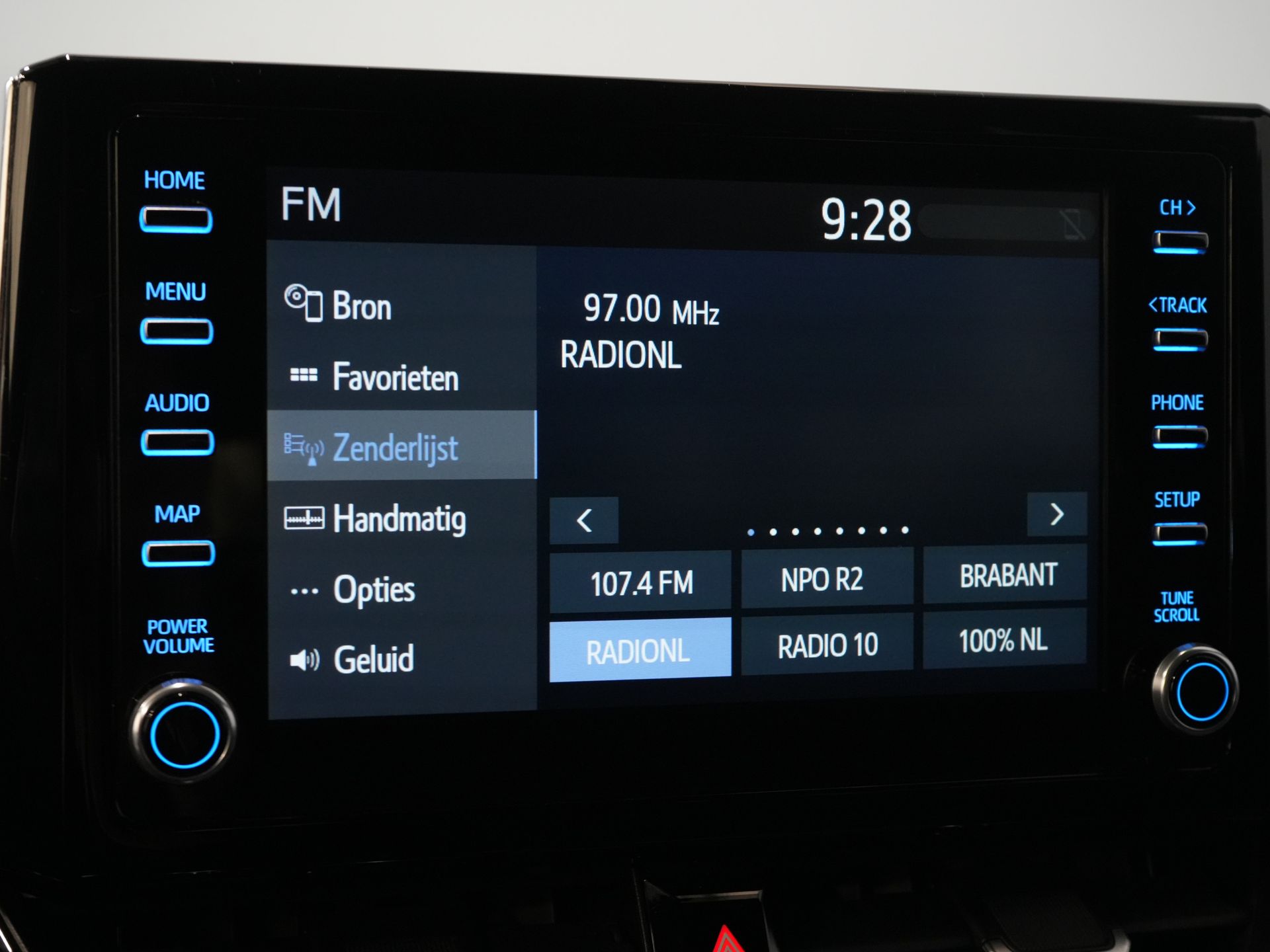 Toyota Corolla Touring Sport Stationwagon 1.8 LED/ Virtual Cockpit/ Adapt.Cruise/ Stoelverw./ Stuurverw./ Camera/ PDC/ Climate/ 17