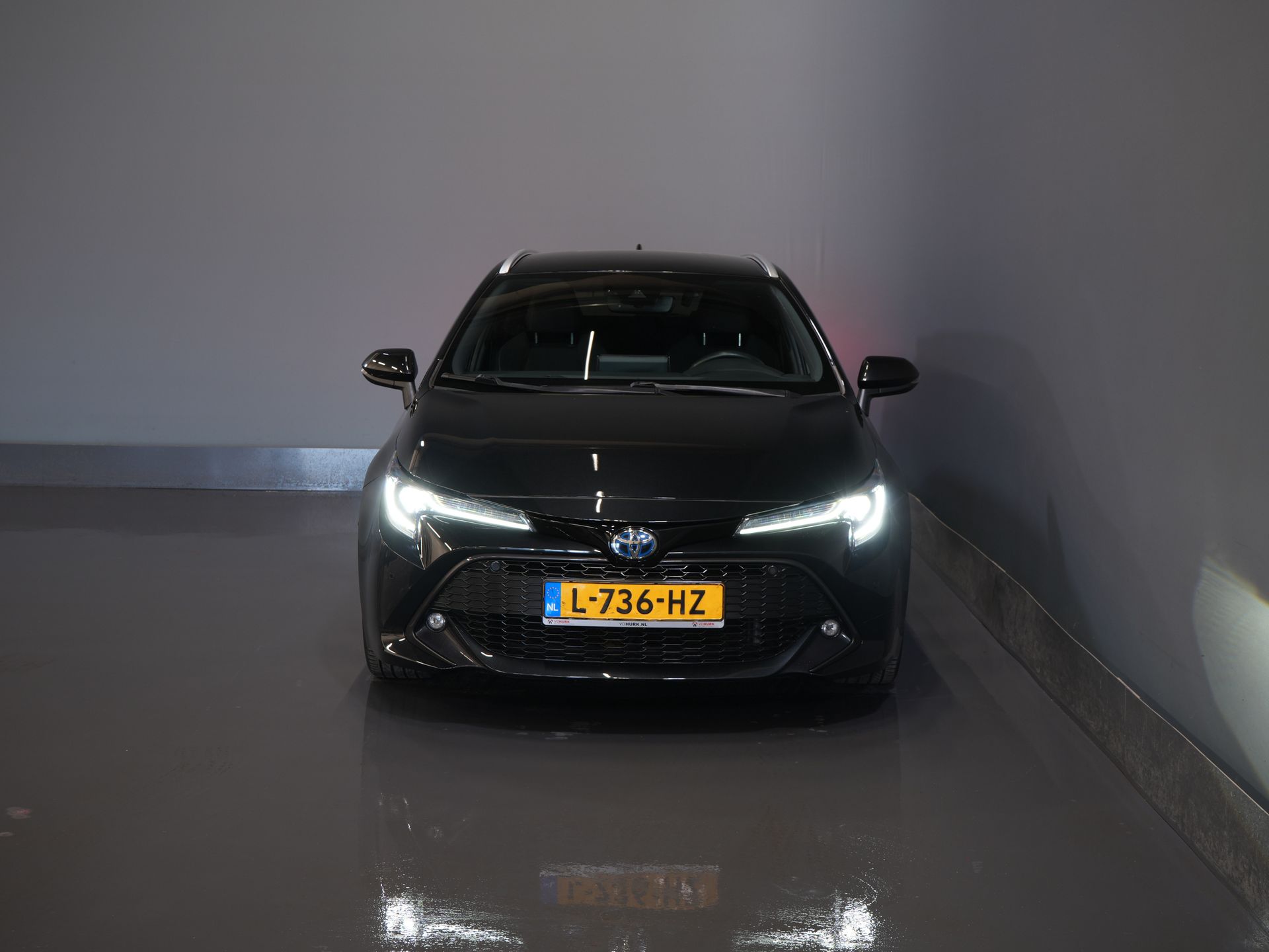 Toyota Corolla Touring Sport Stationwagon 1.8 LED/ Virtual Cockpit/ Adapt.Cruise/ Stoelverw./ Stuurverw./ Camera/ PDC/ Climate/ 17