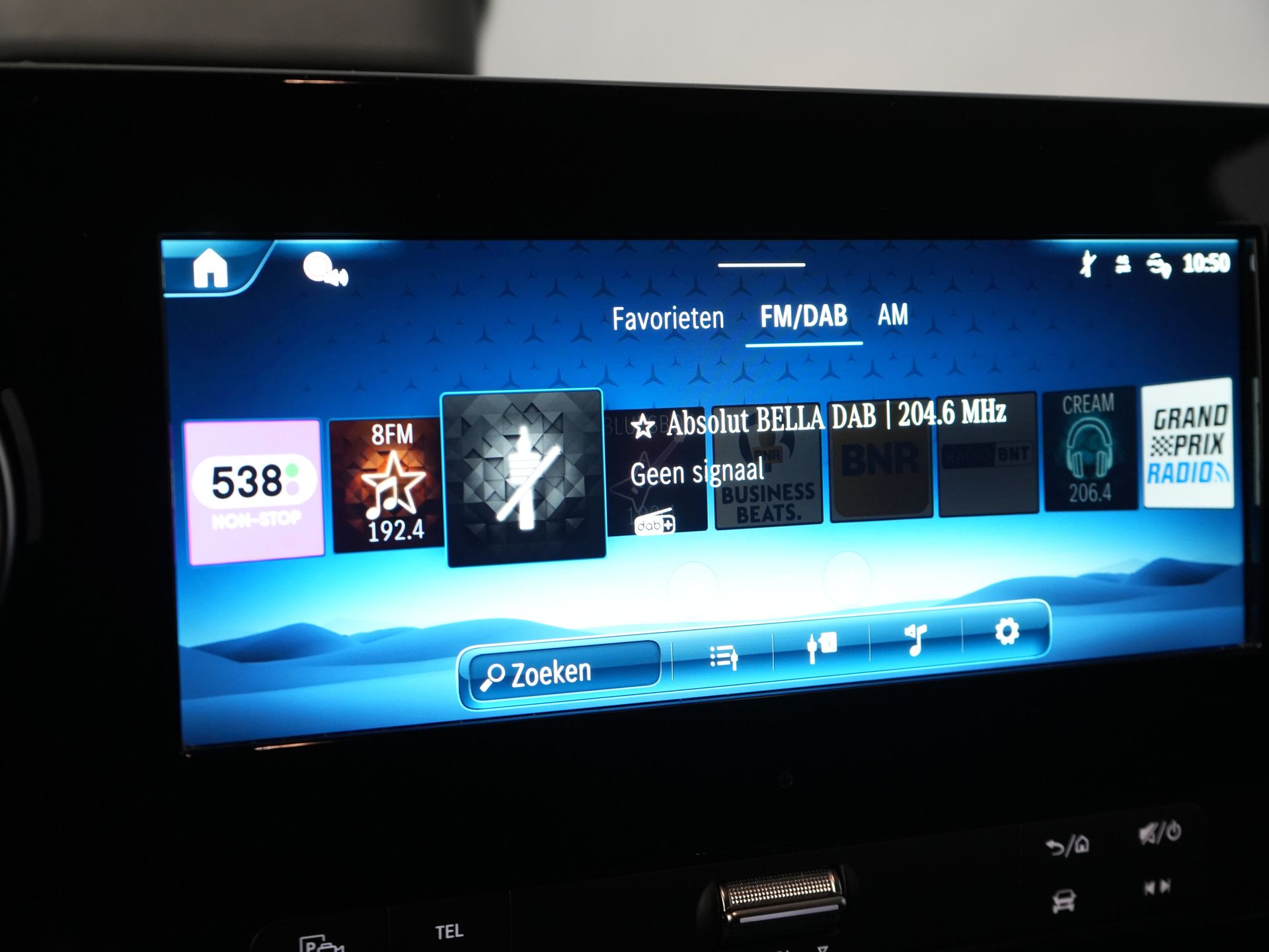 Mercedes-Benz Sprinter Bestelbus 317 CDI Aut. L2H2 BPM VRIJ! 3.5t Trekverm./ Gev.Stoel/ 270 Gr.Deuren/ Stoelverw./ Navi/ Camera/ Cruise/ Airco/ DAB 23