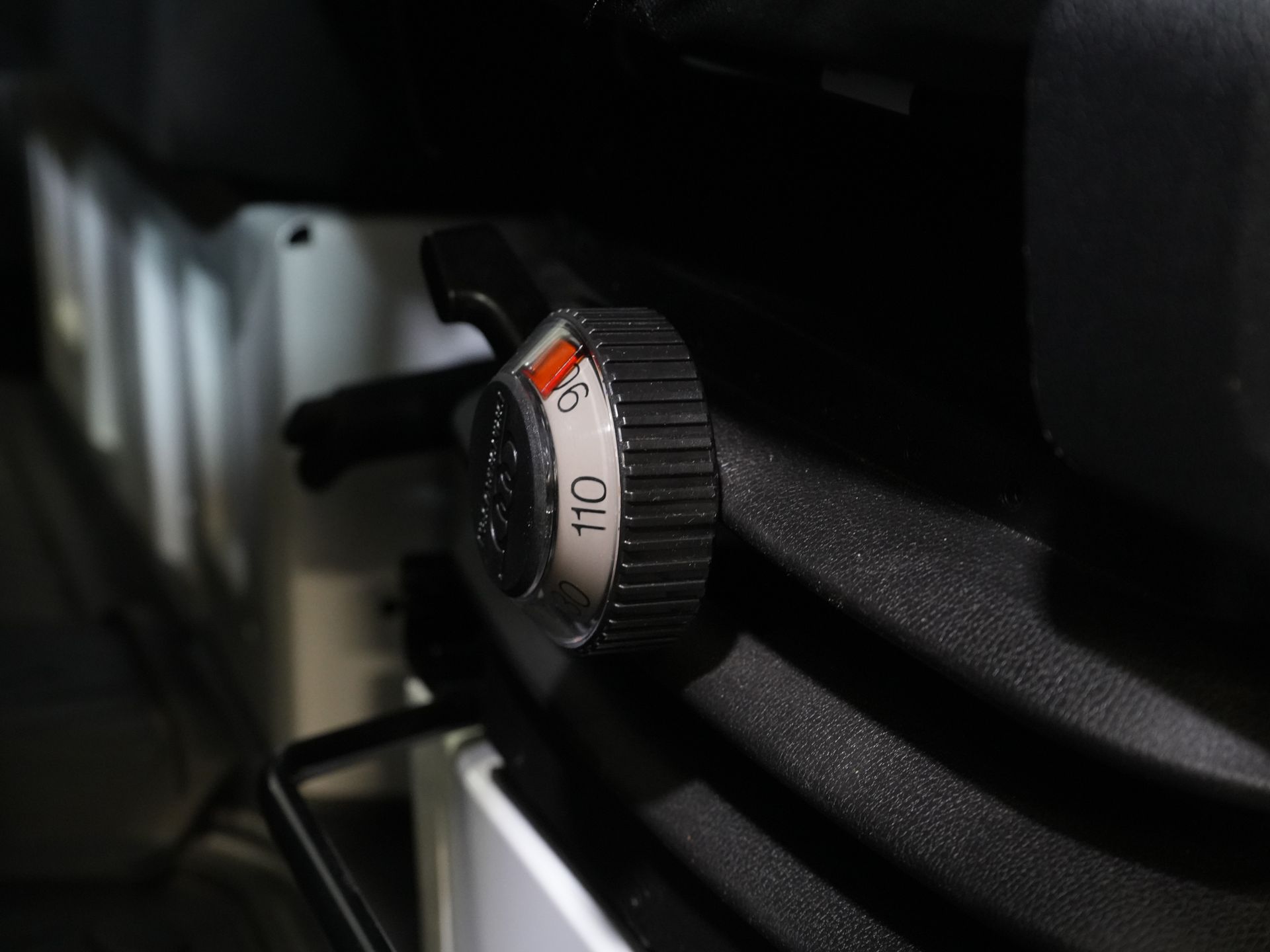 Mercedes-Benz Sprinter Bestelbus 317 CDI Aut. L2H2 BPM VRIJ! 3.5t Trekverm./ Gev.Stoel/ 270 Gr.Deuren/ Stoelverw./ Navi/ Camera/ Cruise/ Airco/ DAB 25