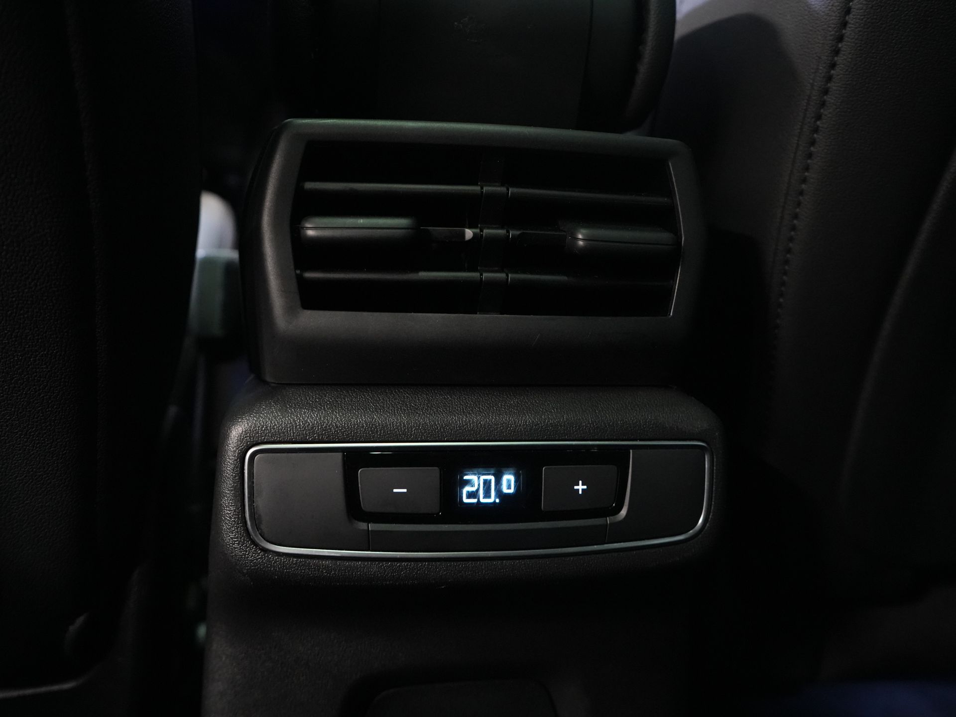 Audi Q4 e-tron SUV 40 77kWh 523 km WLTP S-Line/ Pano/ Keyless/ Virtual Cockpit/ Leder/ Stoelverw./ Elek.Klep/ 20