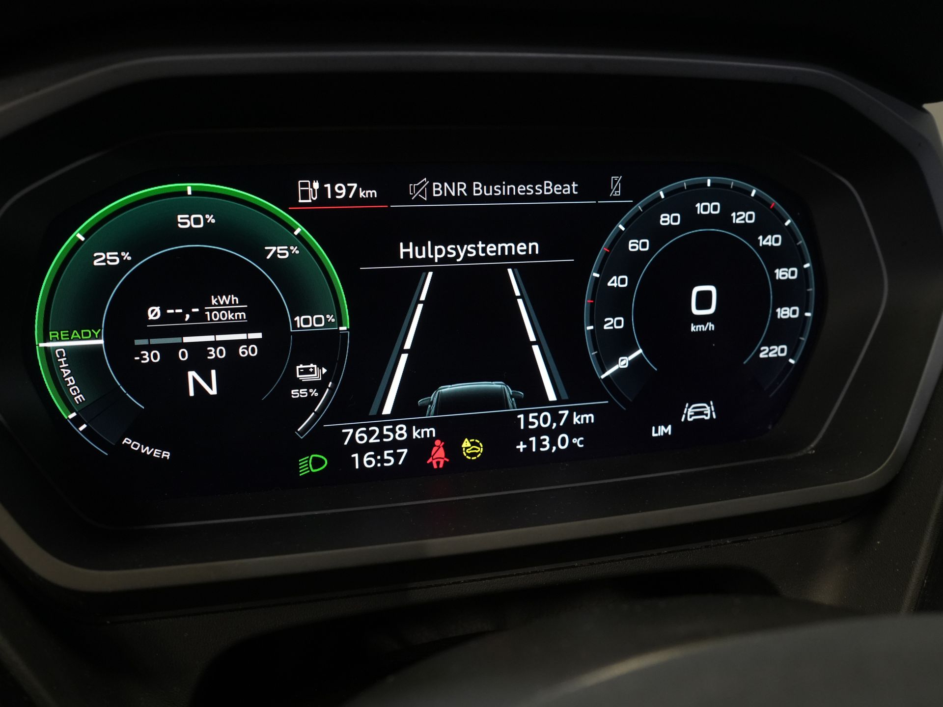 Audi Q4 e-tron SUV 40 77kWh 523 km WLTP S-Line/ Pano/ Keyless/ Virtual Cockpit/ Leder/ Stoelverw./ Elek.Klep/ 20