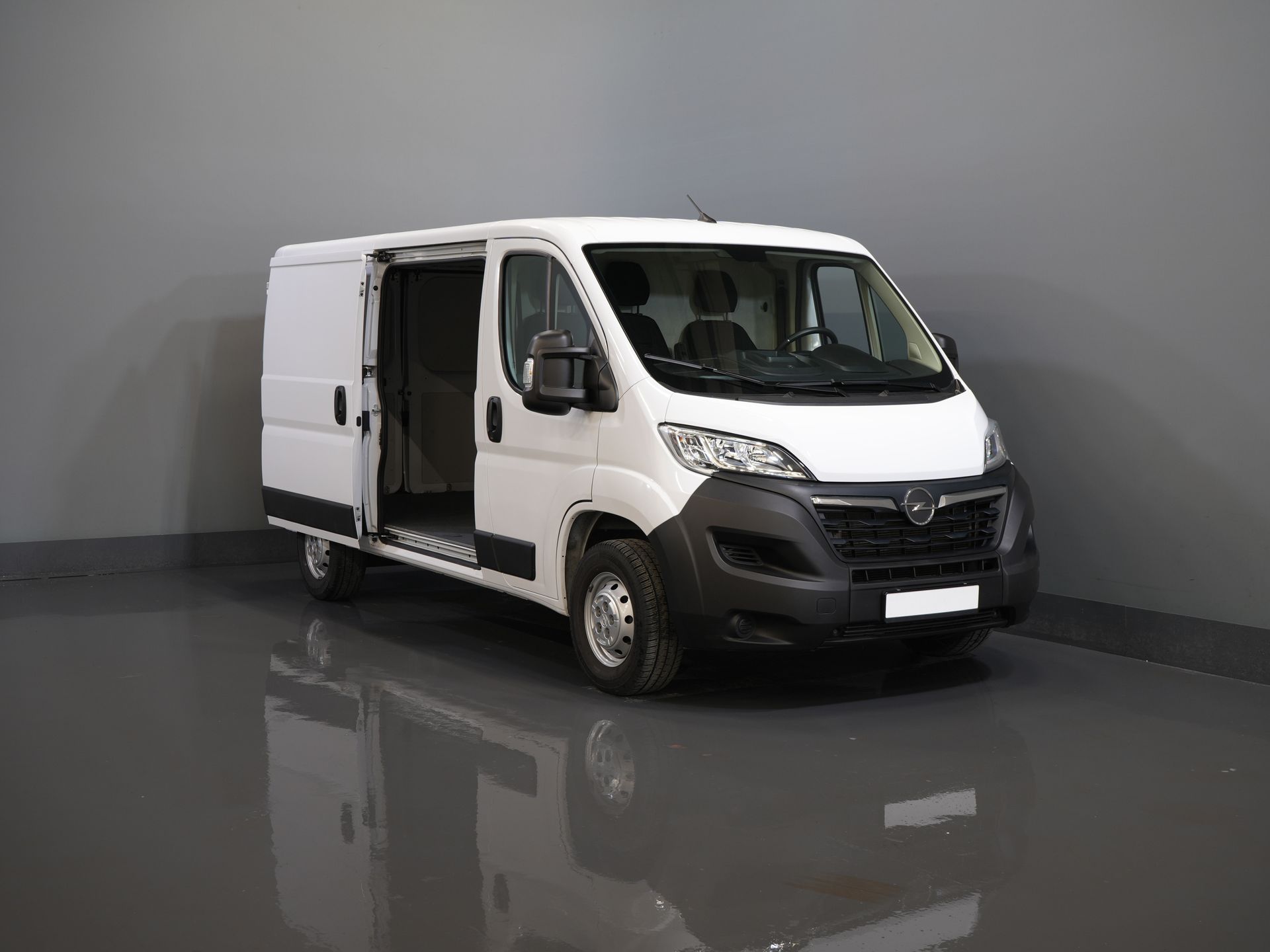 Opel Movano Bestelbus 2.2 120 pk L2 Carplay/ 270Gr.Deuren/ Climate/ Navi/ Cruise/ Camera/ PDC/ DAB 8