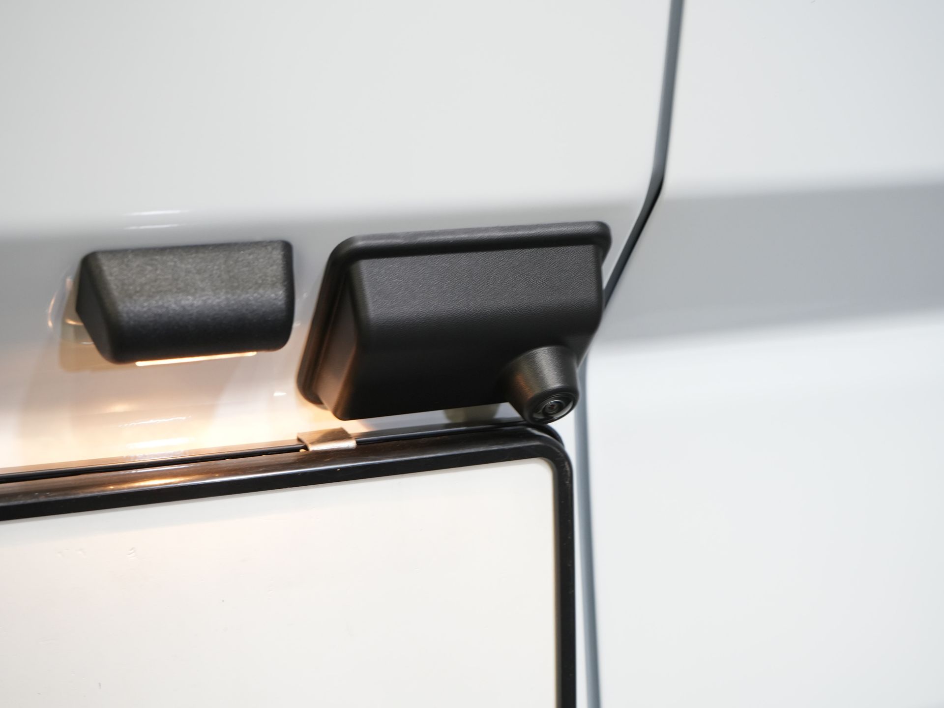 Ford E-Transit Custom Bestelbus Trend 65 kWh 330 km WLTP Garantie t/m 2029/ LED/ Standkachel/ Snellader/ 2.3t Trekverm./ Stuurverw./ Stoelverw./ Carplay/ Camera 15