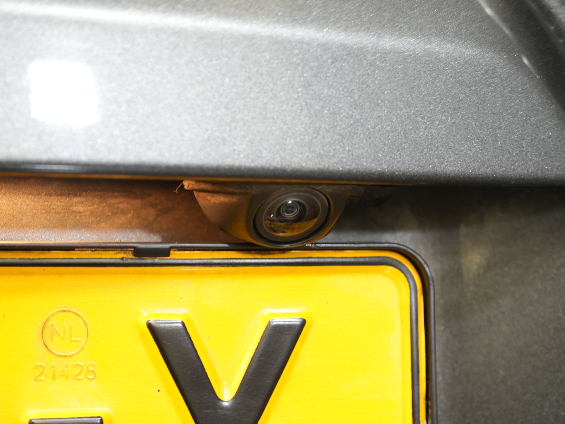 Ford Transit Courier Bestelbus 1.5 TDCI 100 pk Limited Stoelverw./ Voorruitverw./ Navi/ Carplay/ Camera/ Climate/ PDC/ LMV/ Cruise/ Trekhaak 15