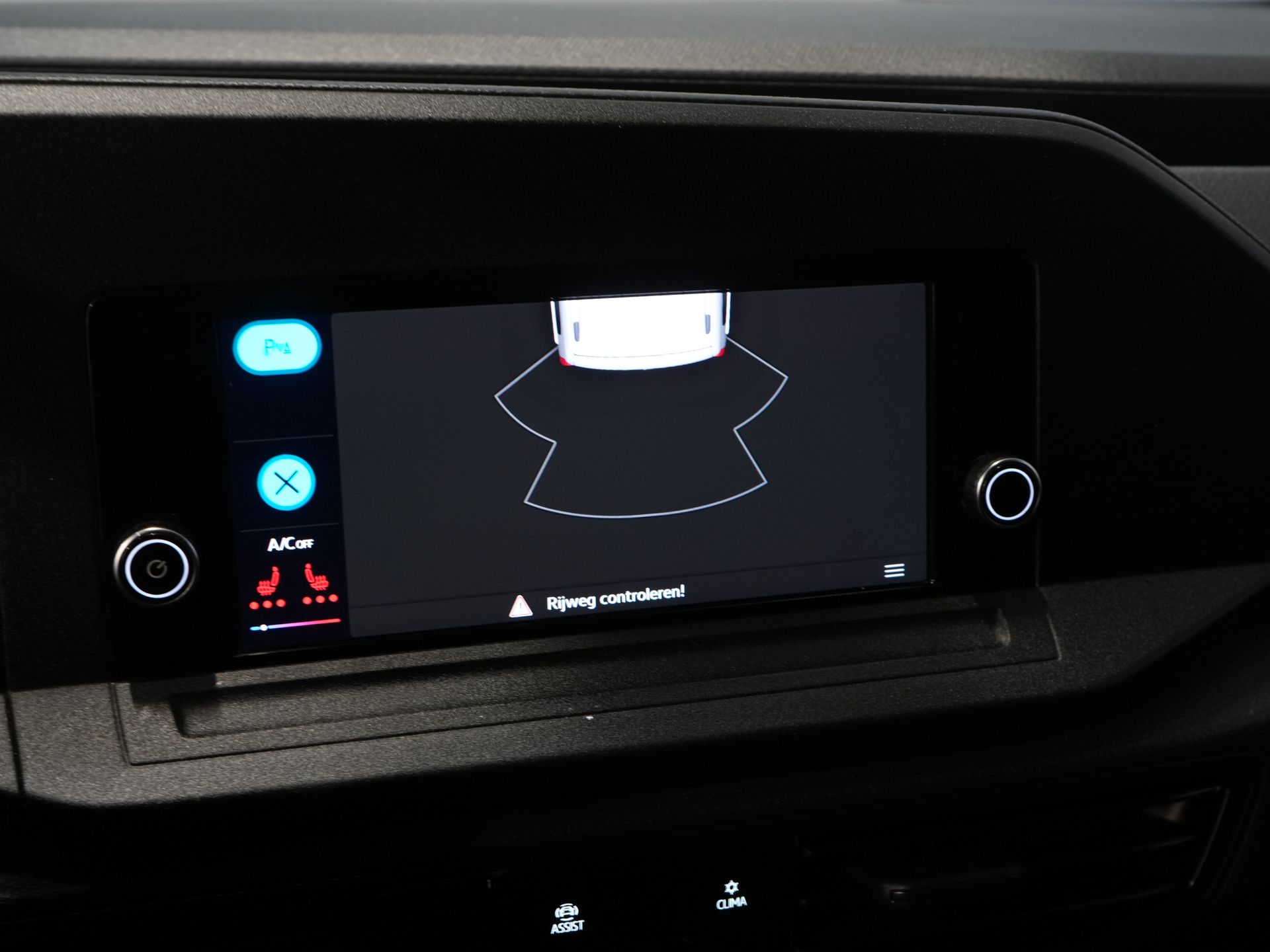 Volkswagen Caddy Cargo Maxi Bestelbus 2.0 TDI 125 pk DSG Aut. Standkachel/ Stoelverw./ Carplay/ Airco/ Cruise/ PDC/ 16”LMV/ Trekhaak 24