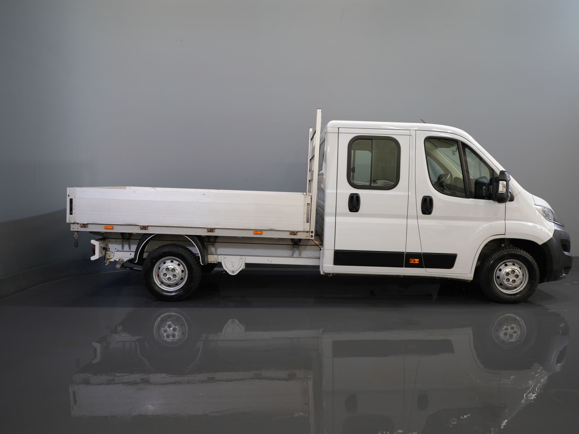 Opel Movano Open laadbak 2.2 140 pk DC Dubbel Cabine Open Laadbak/ 7 Pers./ 2.5t Trekverm./ Cruise/ Airco/ 288x215x35/ Pick up 10