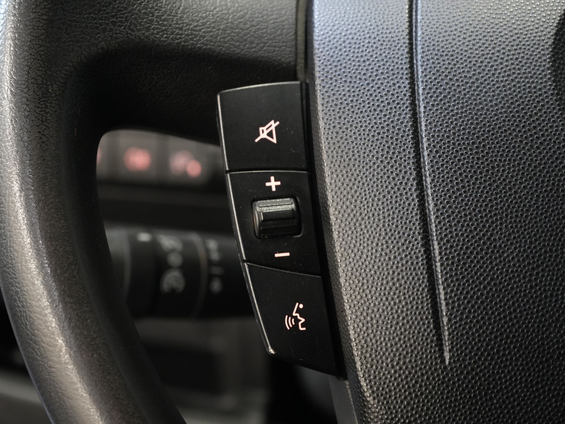 Opel Movano Open laadbak 2.2 140 pk DC Dubbel Cabine Open Laadbak/ 7 Pers./ 2.5t Trekverm./ Cruise/ Airco/ 288x215x35/ Pick up 17