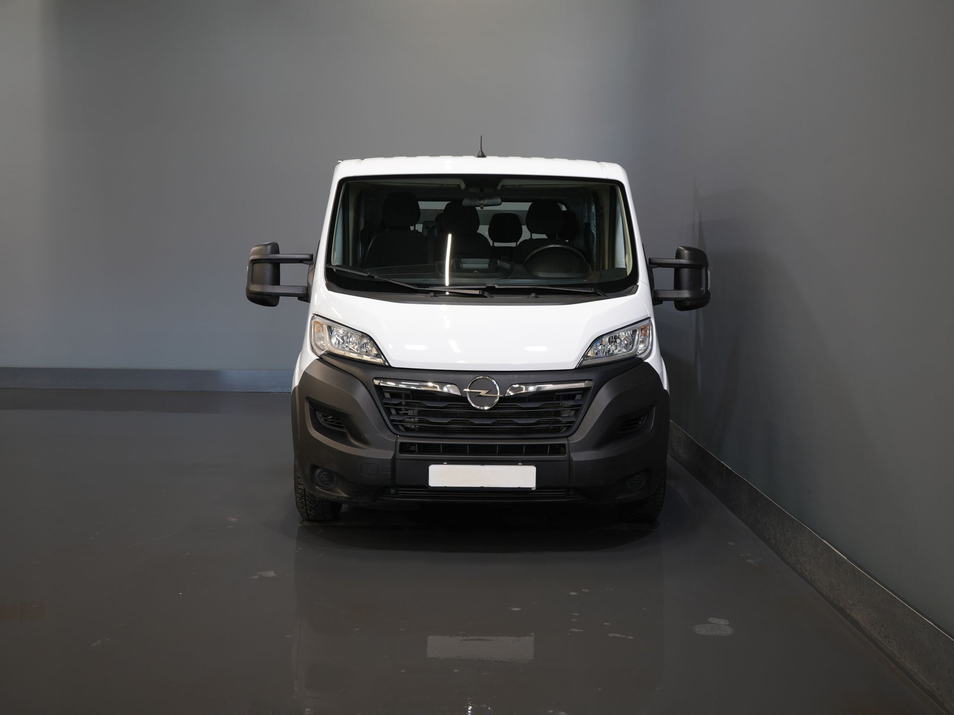 Opel Movano Open laadbak 2.2 140 pk DC Dubbel Cabine Open Laadbak/ 7 Pers./ 2.5t Trekverm./ Cruise/ Airco/ 288x215x35/ Pick up 6