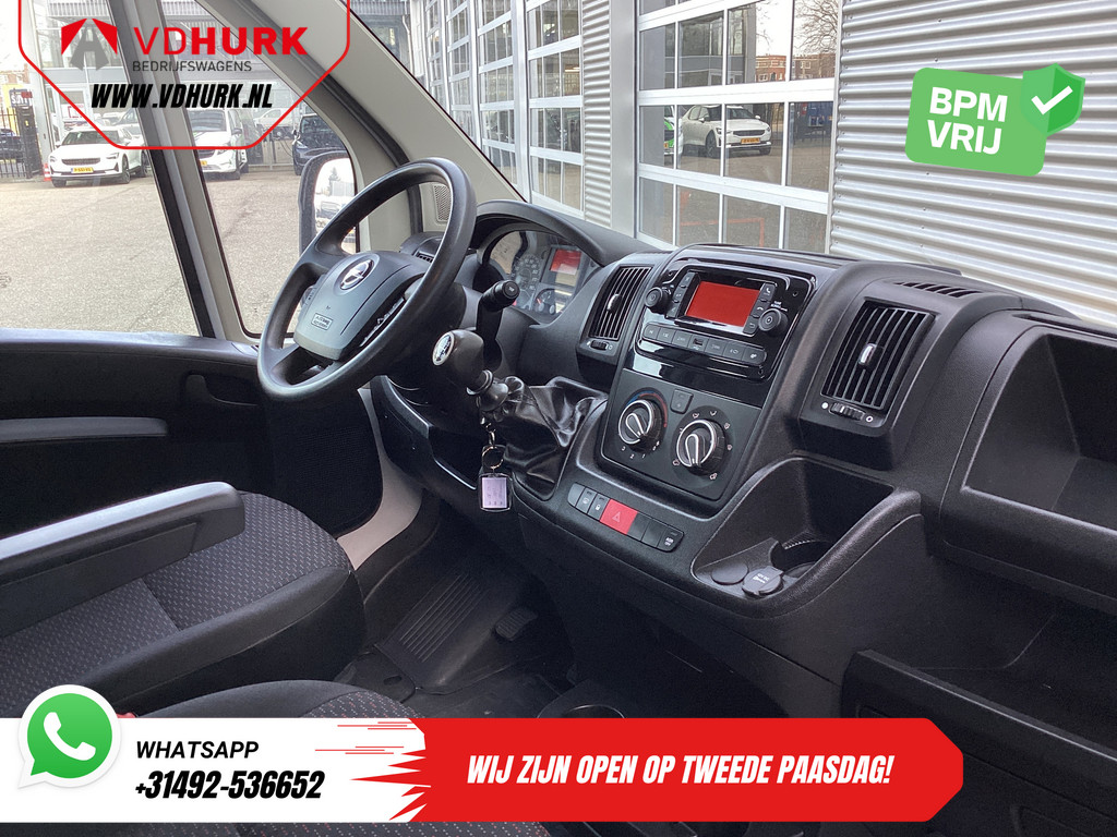 Opel Movano Open laadbak 2.2 140 pk DC Dubbel Cabine Open Laadbak/ 7 Pers./ 2.5t Trekverm./ Cruise/ Airco/ 288x215x35/ Pick up 2