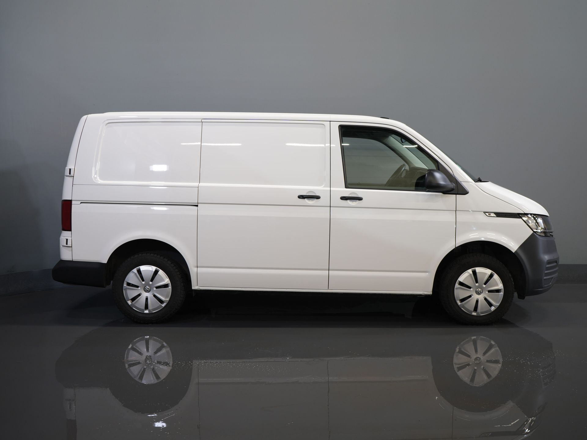 Volkswagen Transporter Bestelbus 2.0 TDI 150 pk DSG Aut. Carplay/ Airco/ Cruise/ PDC/ DAB 10