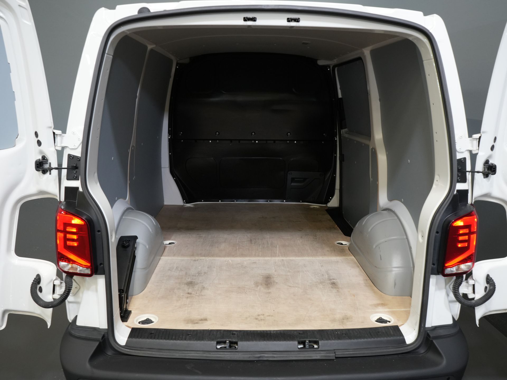 Volkswagen Transporter Bestelbus 2.0 TDI 150 pk DSG Aut. Carplay/ Airco/ Cruise/ PDC/ DAB 14