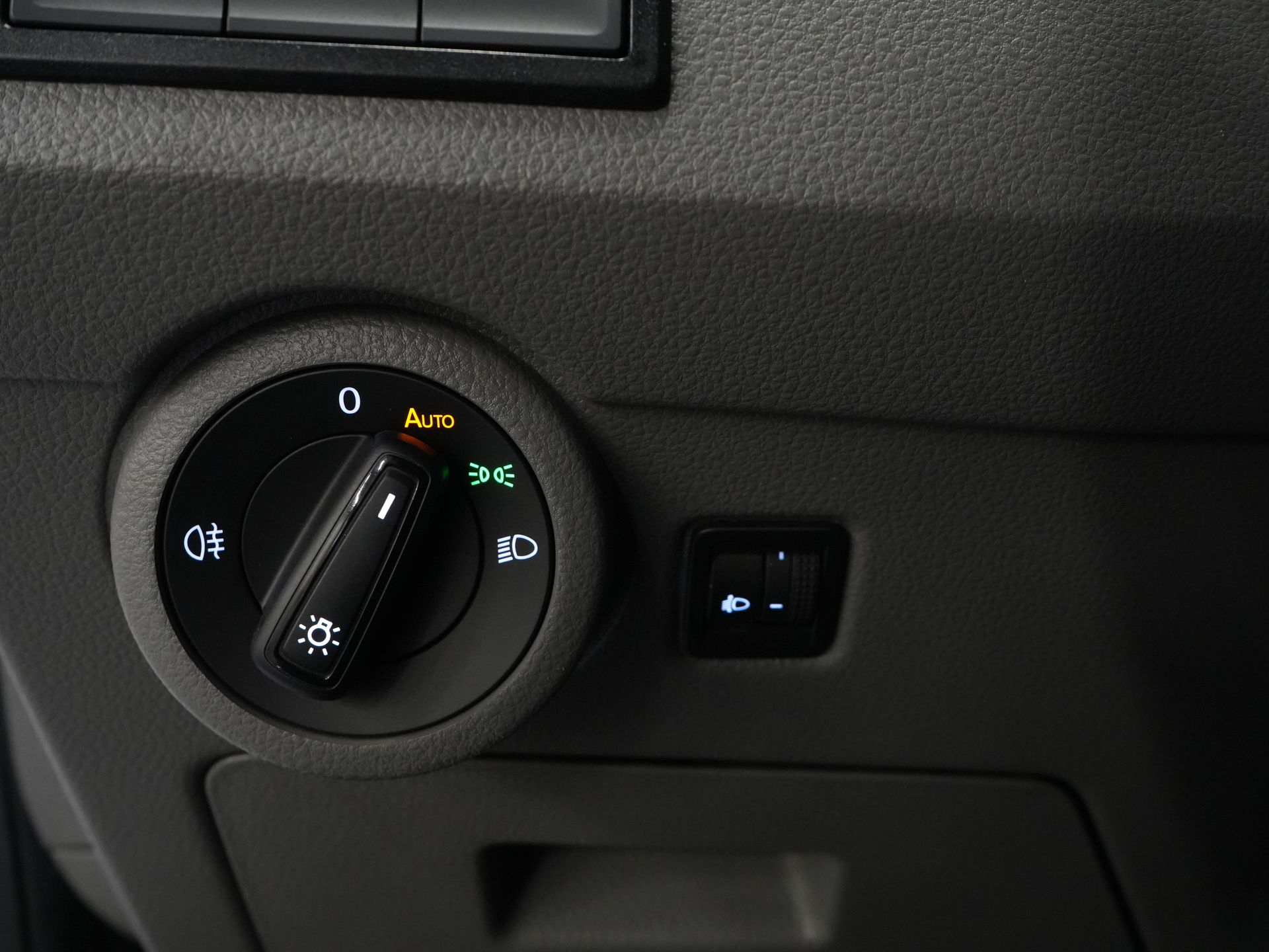 Volkswagen Transporter Bestelbus 2.0 TDI 150 pk DSG Aut. Carplay/ Airco/ Cruise/ PDC/ DAB 15