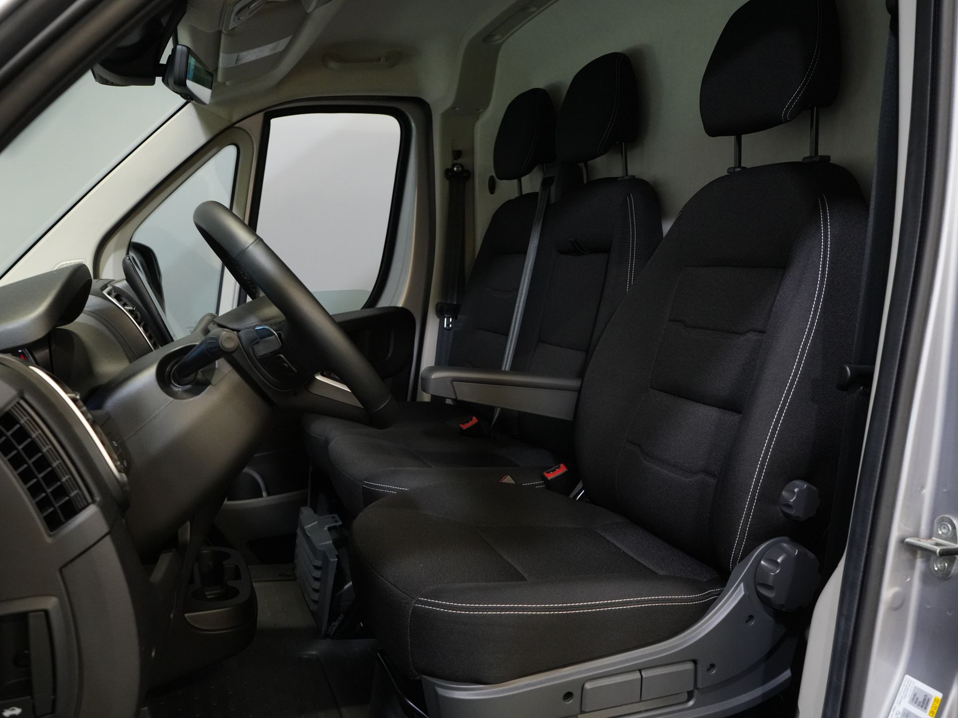 Peugeot e-Boxer Bestelbus L3H2 110 kWh 420km WLTP Adapt.Cruise/ Snellader/ LED/ Carplay/ Climate/ Camera/ Omvormer/ Navi/ PDC 11