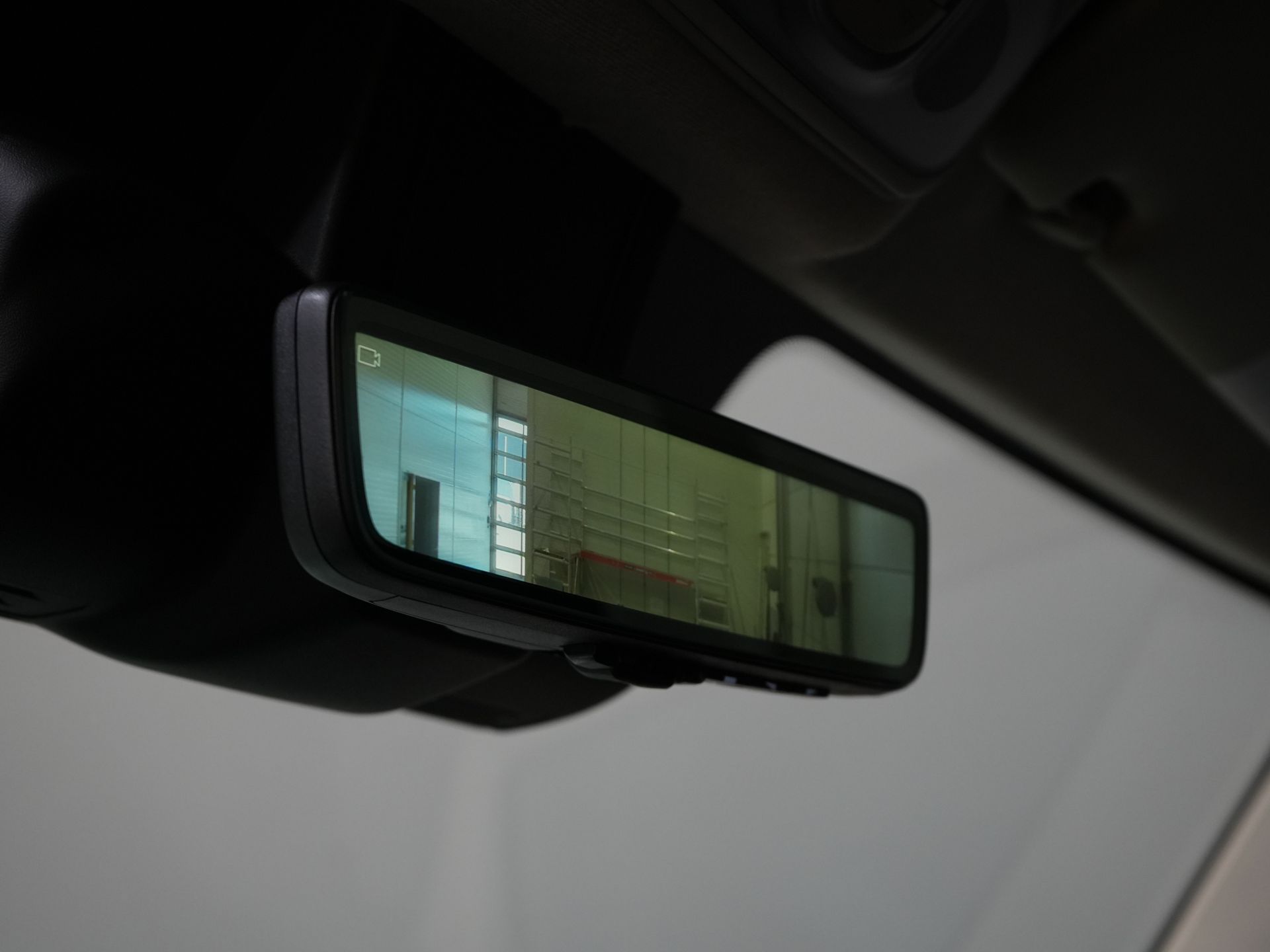 Peugeot e-Boxer Bestelbus L3H2 110 kWh 420km WLTP Adapt.Cruise/ Snellader/ LED/ Carplay/ Climate/ Camera/ Omvormer/ Navi/ PDC 18