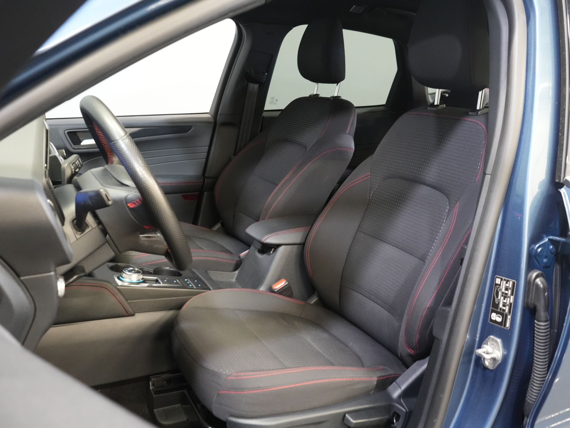 Ford Kuga SUV 2.5 PHEV 225 pk ST-Line LED/ Head-Up/ Adapt.cruise/ Standkachel/ Keyless/ Elek.klep/ Stoelverw/ Stuurverw./ Carplay/ Navi/ Clima 11