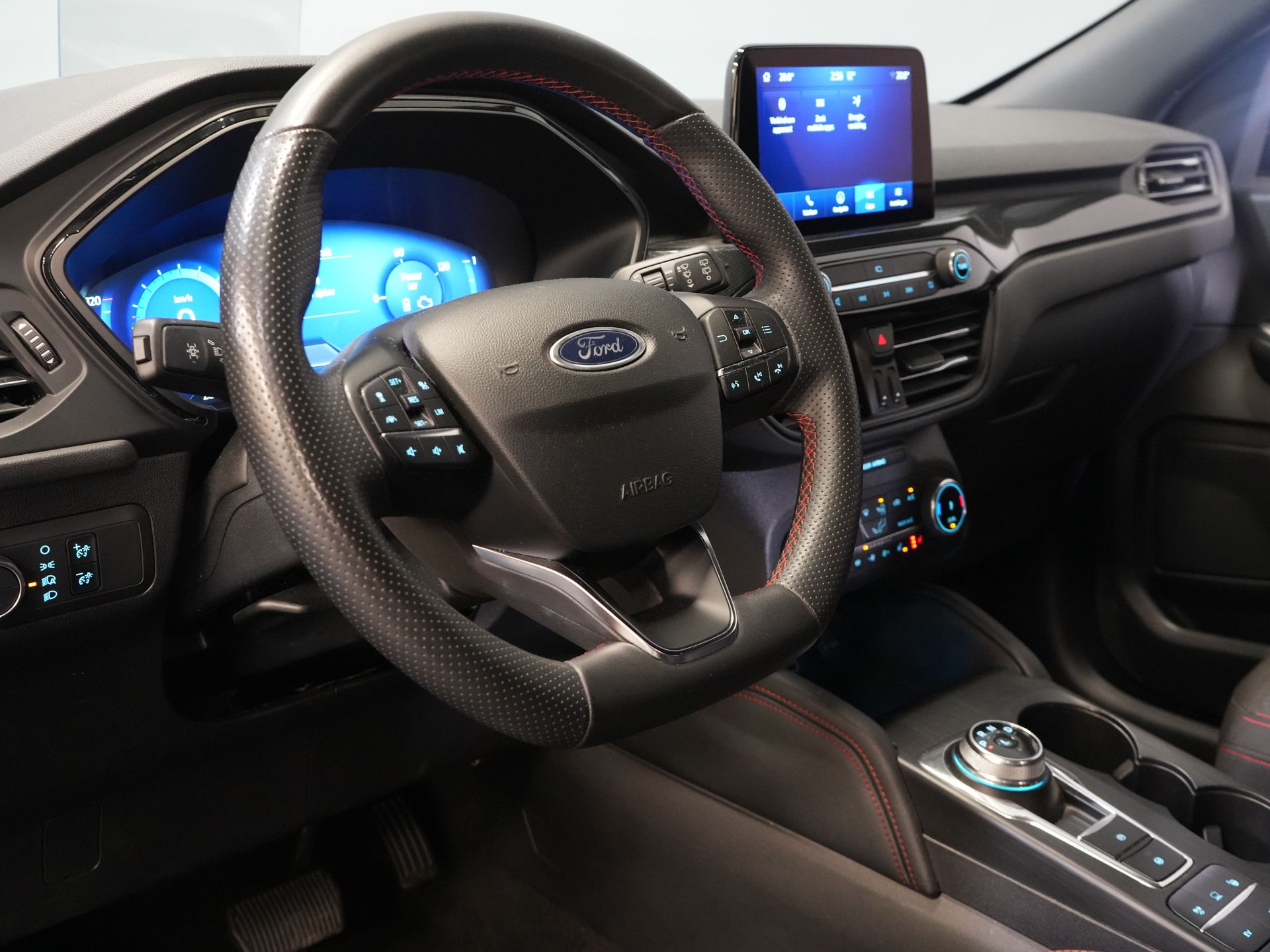 Ford Kuga SUV 2.5 PHEV 225 pk ST-Line LED/ Head-Up/ Adapt.cruise/ Standkachel/ Keyless/ Elek.klep/ Stoelverw/ Stuurverw./ Carplay/ Navi/ Clima 13