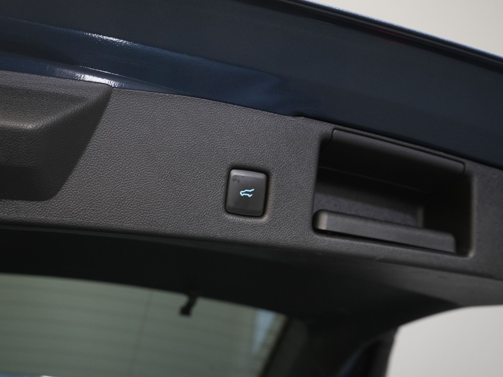 Ford Kuga SUV 2.5 PHEV 225 pk ST-Line LED/ Head-Up/ Adapt.cruise/ Standkachel/ Keyless/ Elek.klep/ Stoelverw/ Stuurverw./ Carplay/ Navi/ Clima 15