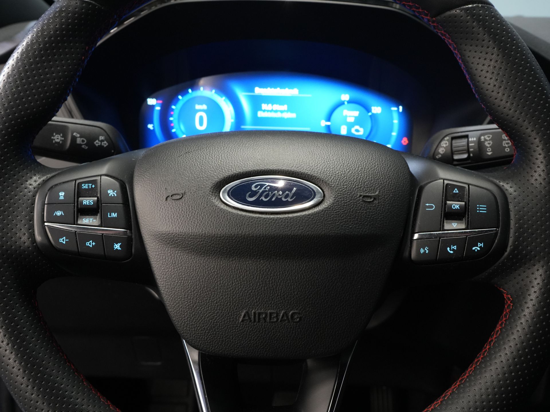 Ford Kuga SUV 2.5 PHEV 225 pk ST-Line LED/ Head-Up/ Adapt.cruise/ Standkachel/ Keyless/ Elek.klep/ Stoelverw/ Stuurverw./ Carplay/ Navi/ Clima 20