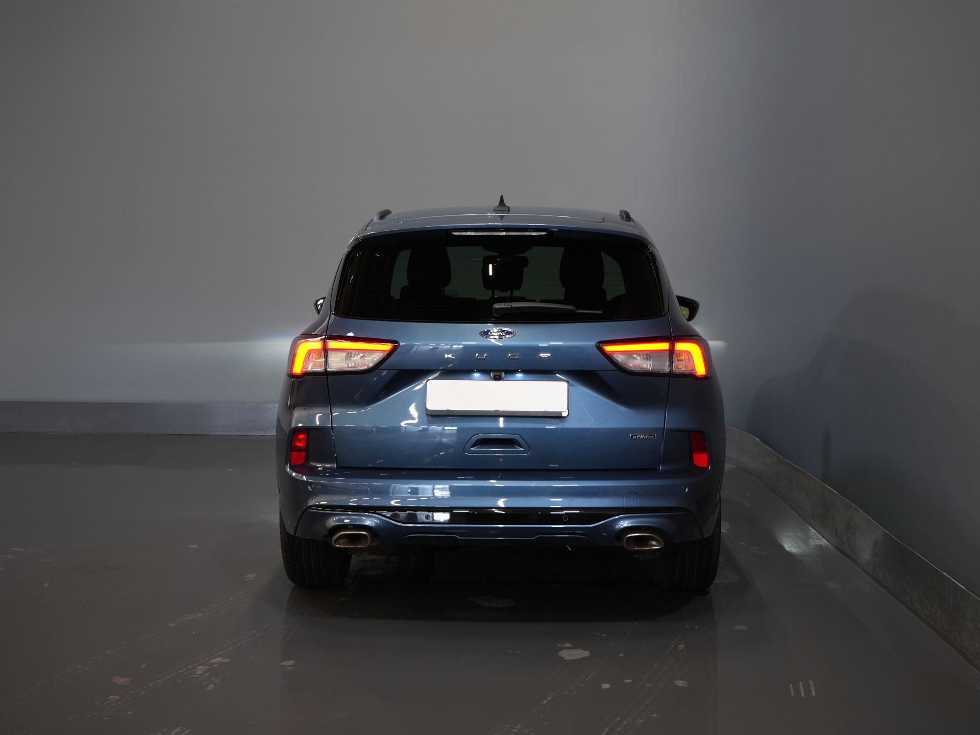 Ford Kuga SUV 2.5 PHEV 225 pk ST-Line LED/ Head-Up/ Adapt.cruise/ Standkachel/ Keyless/ Elek.klep/ Stoelverw/ Stuurverw./ Carplay/ Navi/ Clima 5