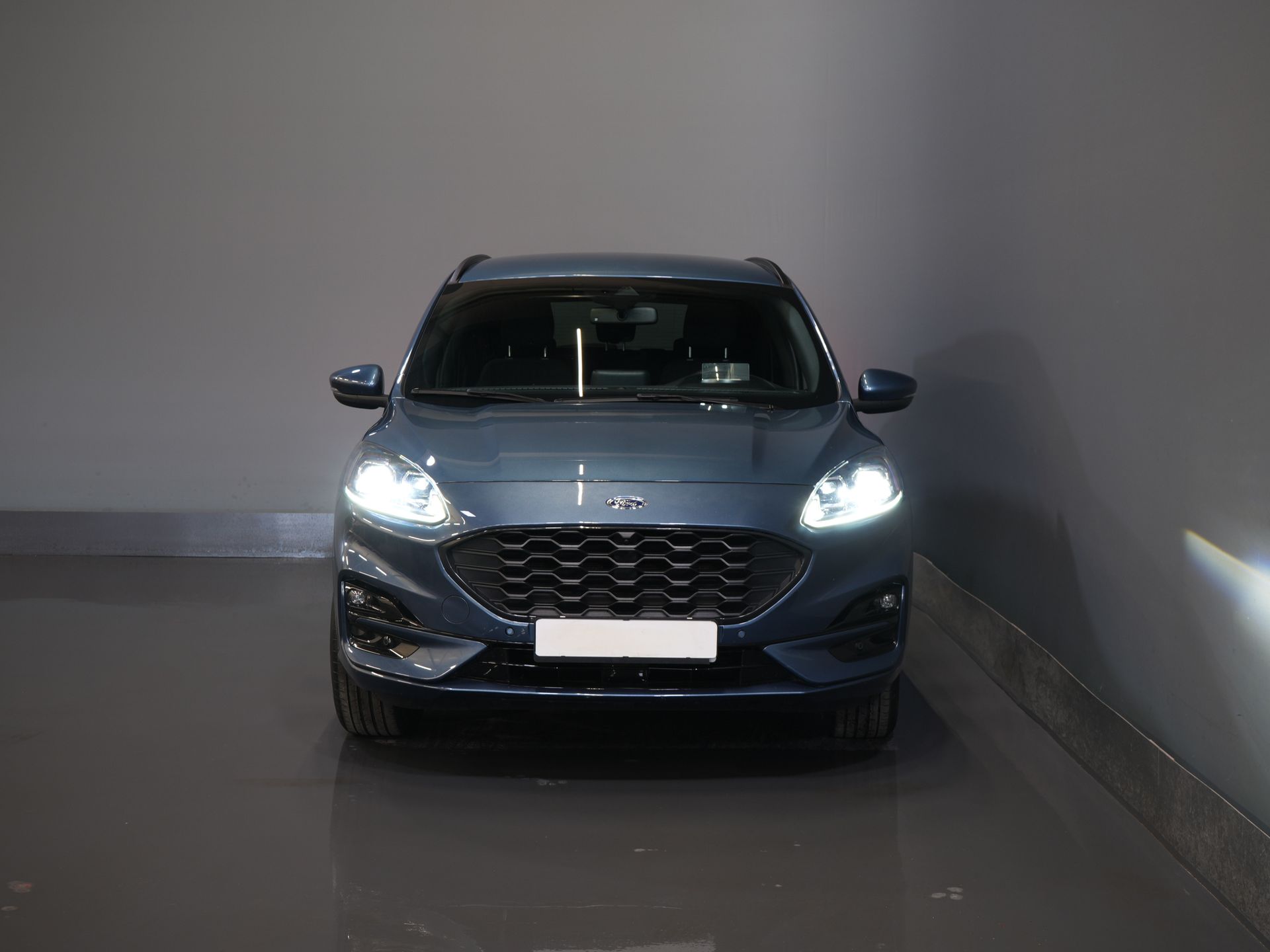 Ford Kuga SUV 2.5 PHEV 225 pk ST-Line LED/ Head-Up/ Adapt.cruise/ Standkachel/ Keyless/ Elek.klep/ Stoelverw/ Stuurverw./ Carplay/ Navi/ Clima 6