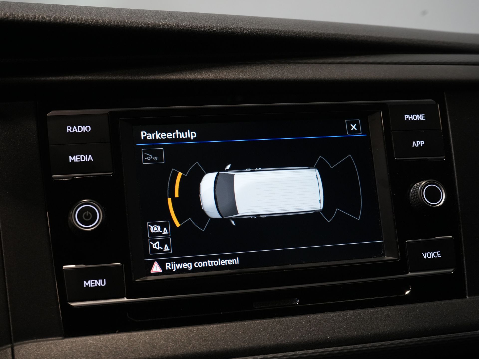 Volkswagen Transporter Bestelbus 2.0 TDI 150 pk DSG Aut. L2 LED/ Adapt.Cruise/ Carplay/ 2.5t Trekverm./ Airco/ Camera/ PDC 22