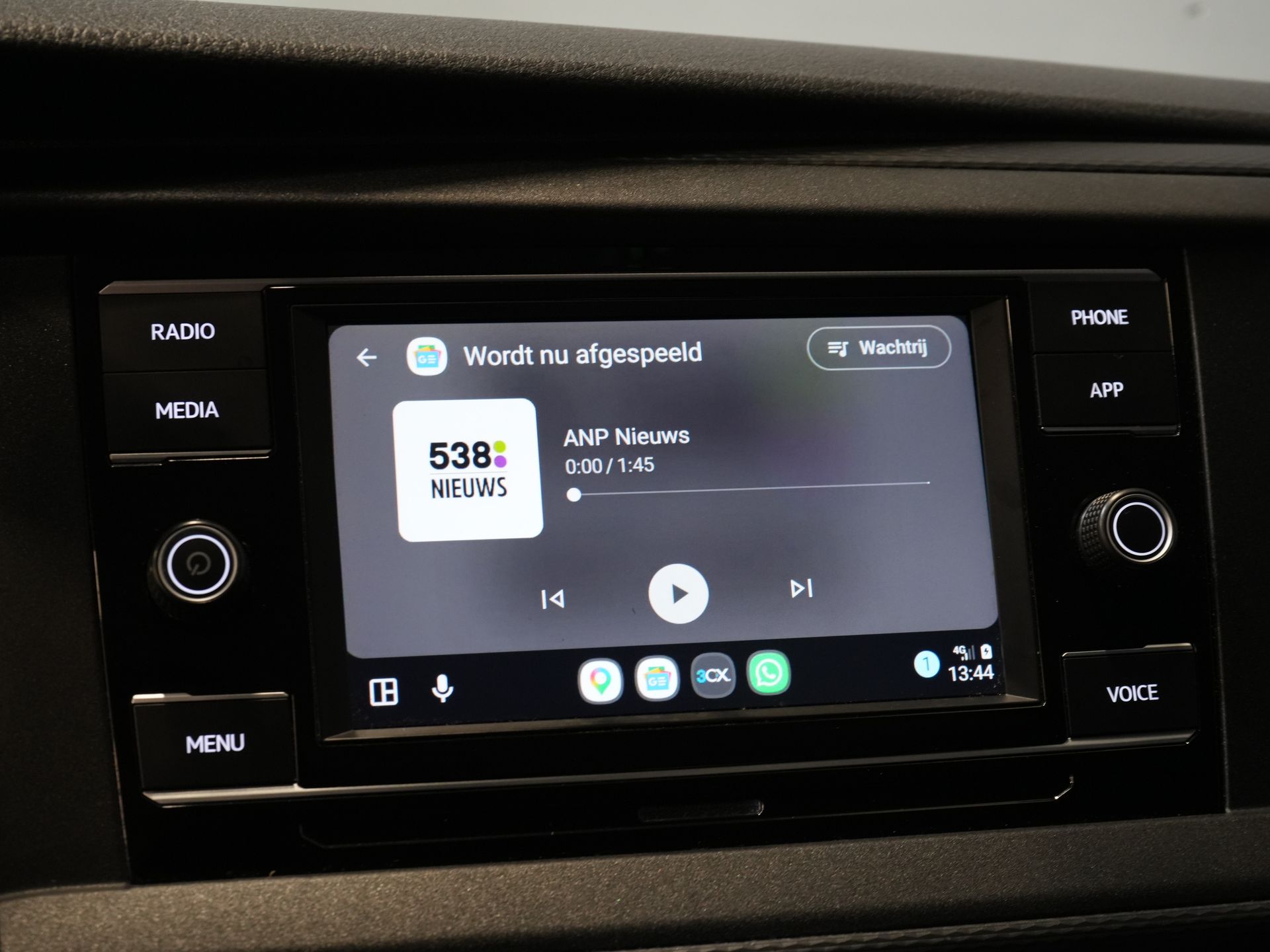 Volkswagen Transporter Bestelbus 2.0 TDI 150 pk DSG Aut. L2 LED/ Adapt.Cruise/ Carplay/ 2.5t Trekverm./ Airco/ Camera/ PDC 23