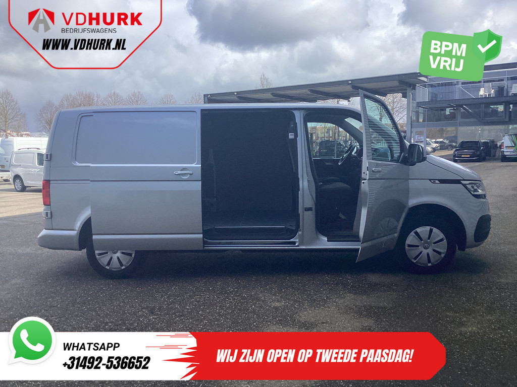 Volkswagen Transporter Bestelbus 2.0 TDI 150 pk DSG Aut. L2 LED/ Adapt.Cruise/ Carplay/ 2.5t Trekverm./ Airco/ Camera/ PDC 5