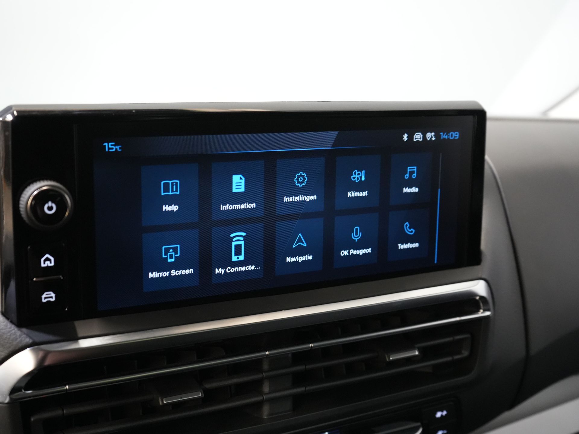 Peugeot e-Traveller Personenvervoer L3 75kWh 348 km WLTP LED/ Snellader/ Pano/ 8 pers./ Adapt.Cruise/ Leder/ 2x Elek.Schuif/ Elek.stoelen/ Massage stoelen/ Stoelver 33