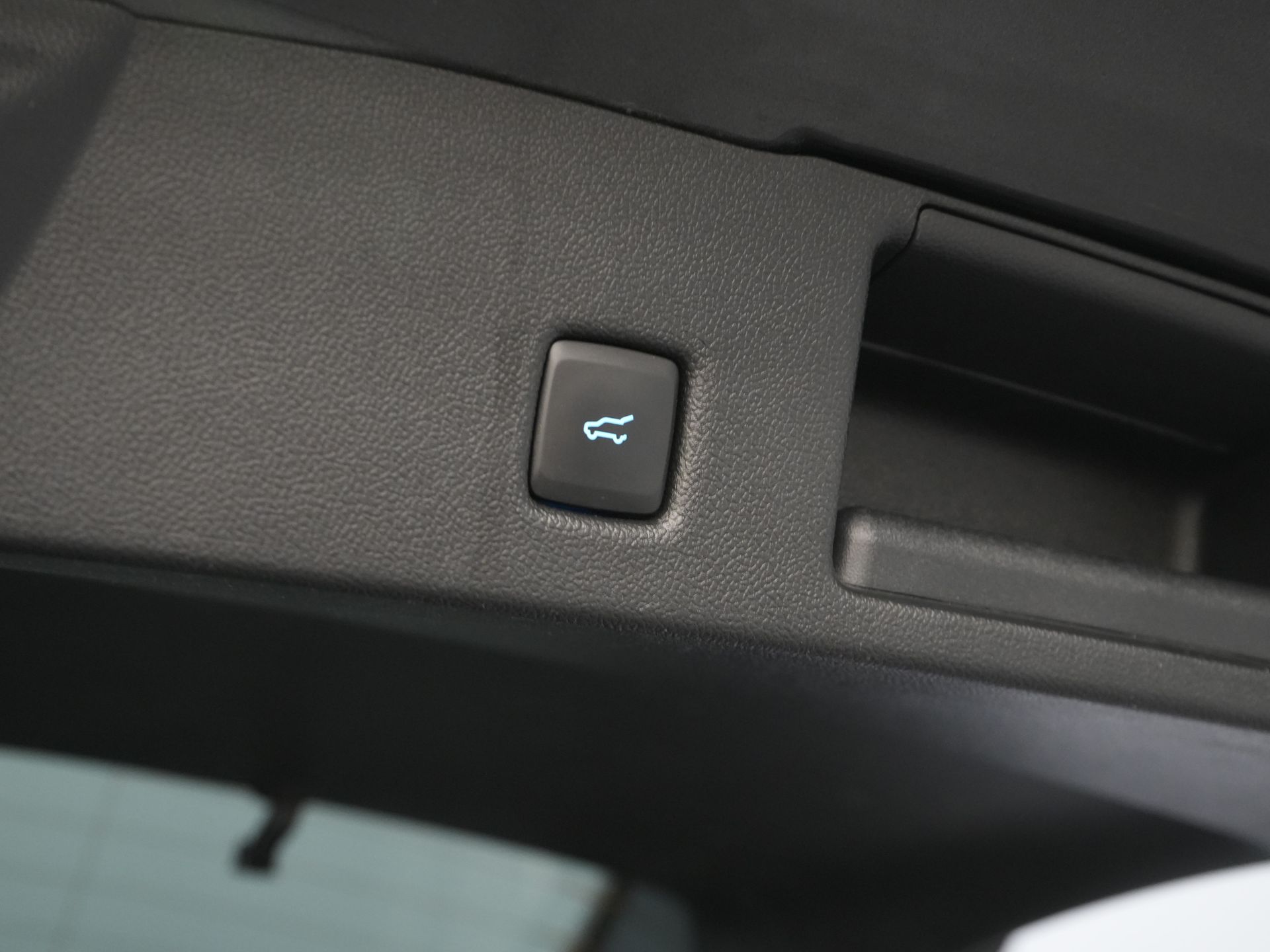 Ford Kuga SUV 2.5 PHEV 225 pk ST-Line LED/ Head-Up/ Adapt.cruise/ Standkachel/ Keyless/ Elek.klep/ Stoelverw/ Stuurverw./ Carplay/ Navi/ Clima 15