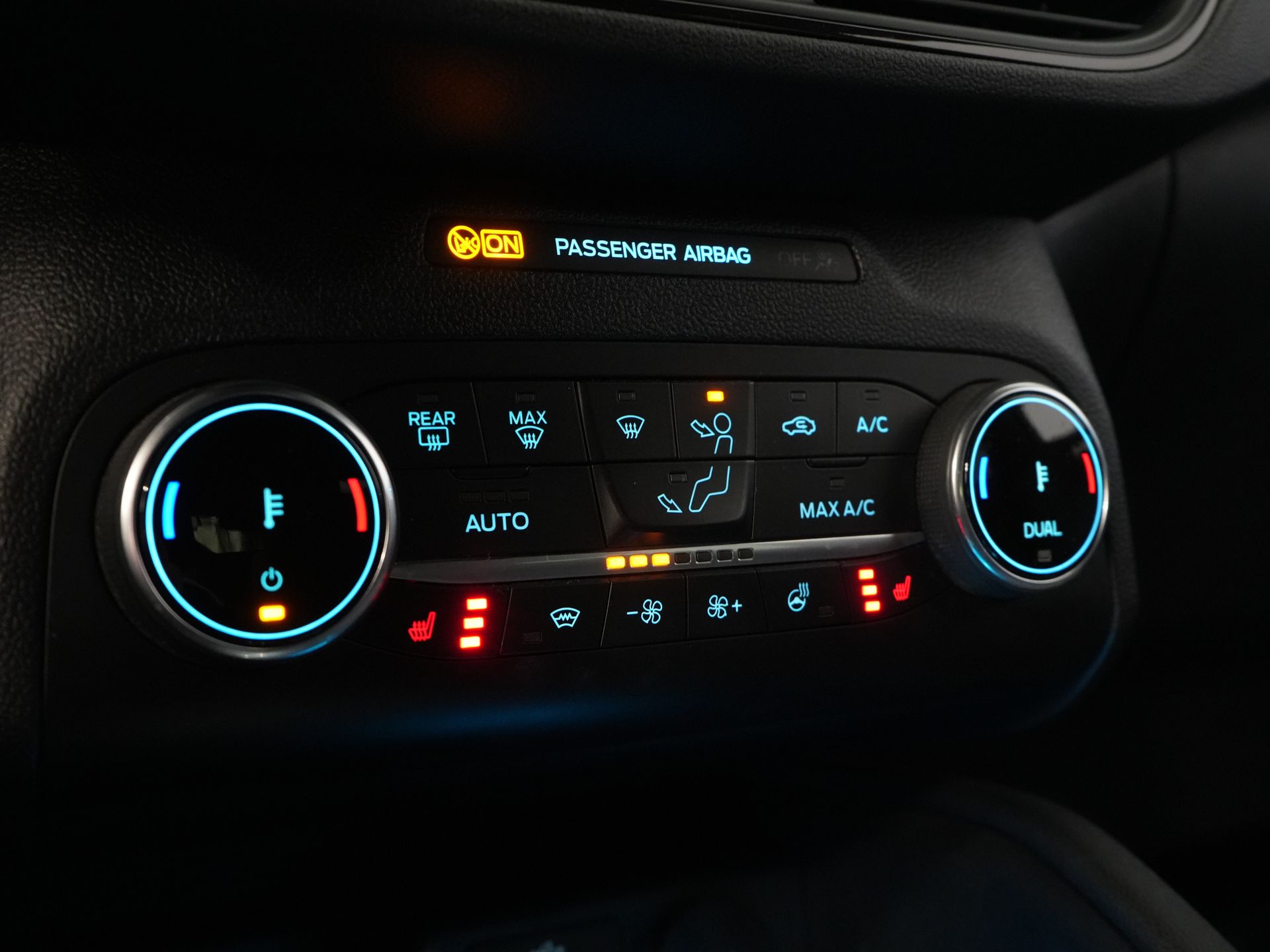 Ford Kuga SUV 2.5 PHEV 225 pk ST-Line LED/ Head-Up/ Adapt.cruise/ Standkachel/ Keyless/ Elek.klep/ Stoelverw/ Stuurverw./ Carplay/ Navi/ Clima 25