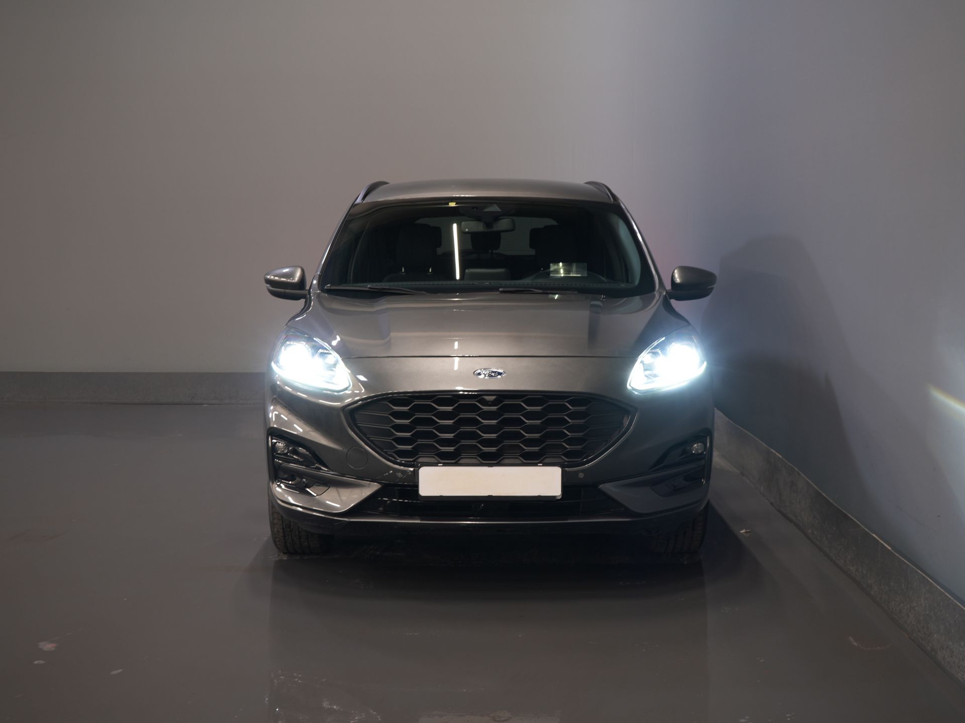 Ford Kuga SUV 2.5 PHEV 225 pk ST-Line LED/ Head-Up/ Adapt.cruise/ Standkachel/ Keyless/ Elek.klep/ Stoelverw/ Stuurverw./ Carplay/ Navi/ Clima 6