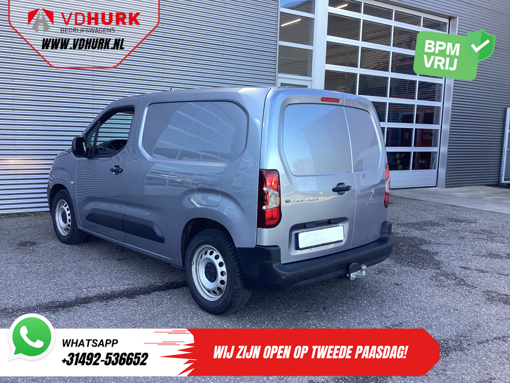 Peugeot e-Partner Bestelbus 50 kWh 280 km WLTP Snellader/ 3 Pers./ Standkachel/ Carplay/ Cruise/ Navi/ PDC/ Trekhaak 1