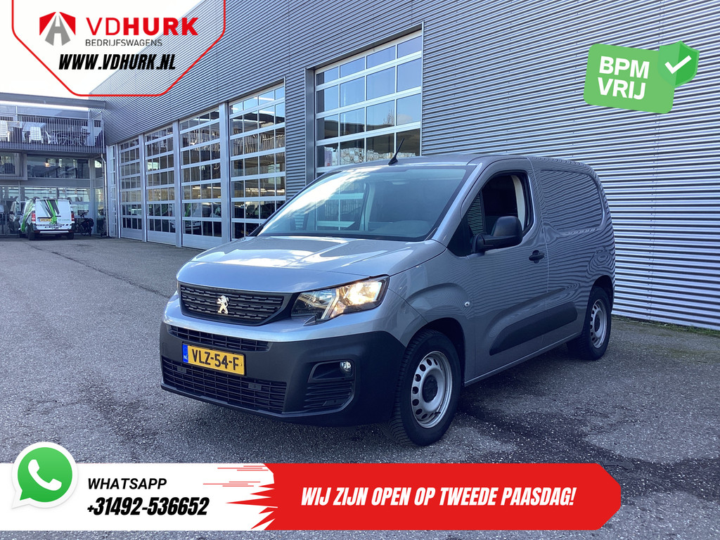 Peugeot e-Partner Bestelbus 50 kWh 280 km WLTP Snellader/ 3 Pers./ Standkachel/ Carplay/ Cruise/ Navi/ PDC/ Trekhaak 7