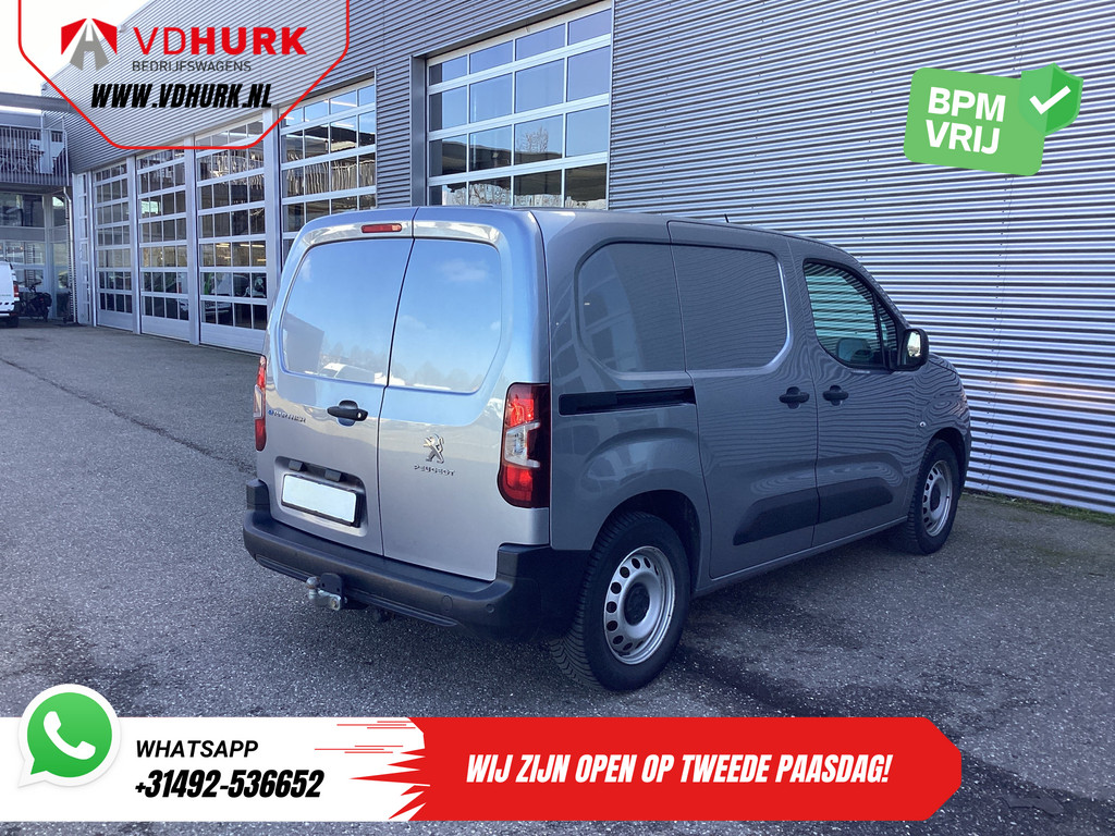 Peugeot e-Partner Bestelbus 50 kWh 280 km WLTP Snellader/ 3 Pers./ Standkachel/ Carplay/ Cruise/ Navi/ PDC/ Trekhaak 8
