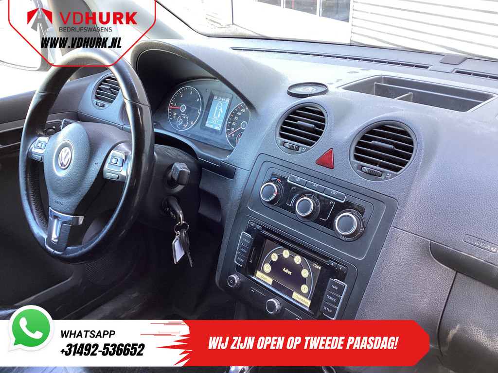 Volkswagen Caddy Bestelbus 1.6 TDI 102 pk Aut. Export DB-Riem V.V/ Navi/ Cruise/ PDC/ Leder/ LMV/ Airco/ Trekhaak 2